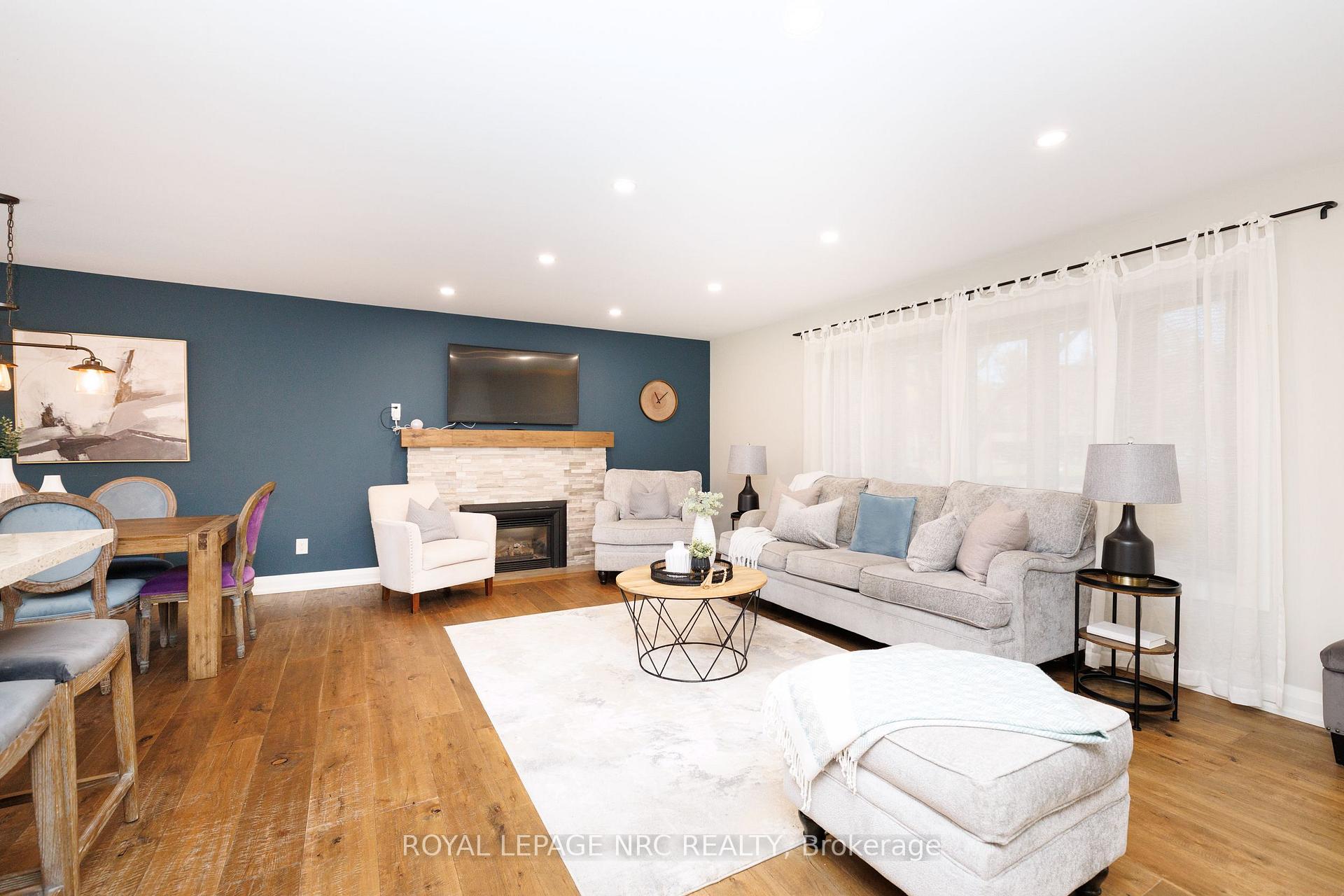 Photo 9 of 16 Woodington Crescent, St. Catharines, Glendale/Glenridge — HOMEH