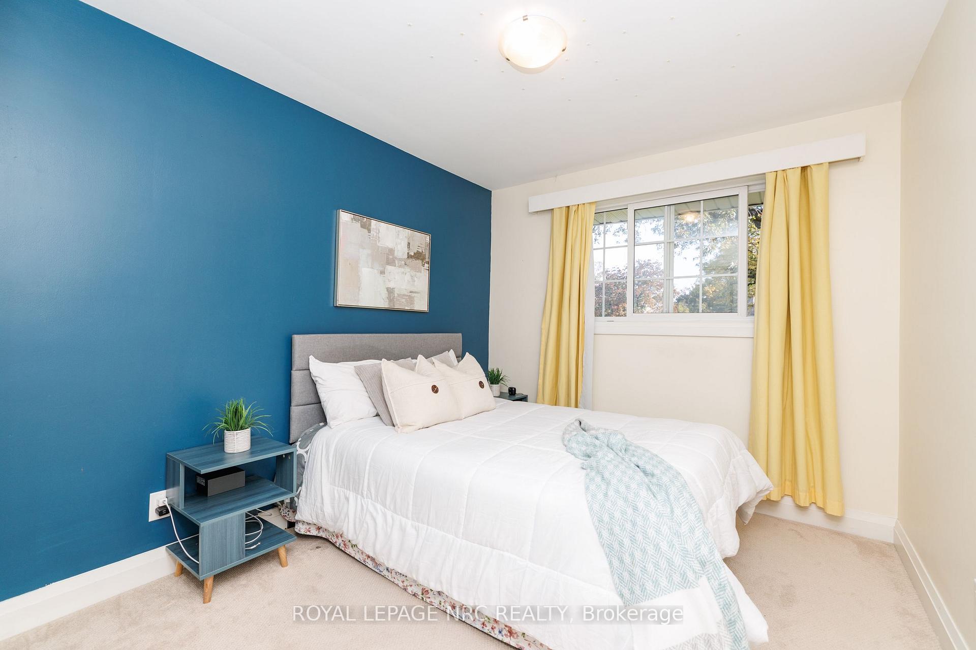Photo 21 of 16 Woodington Crescent, St. Catharines, Glendale/Glenridge — HOMEH