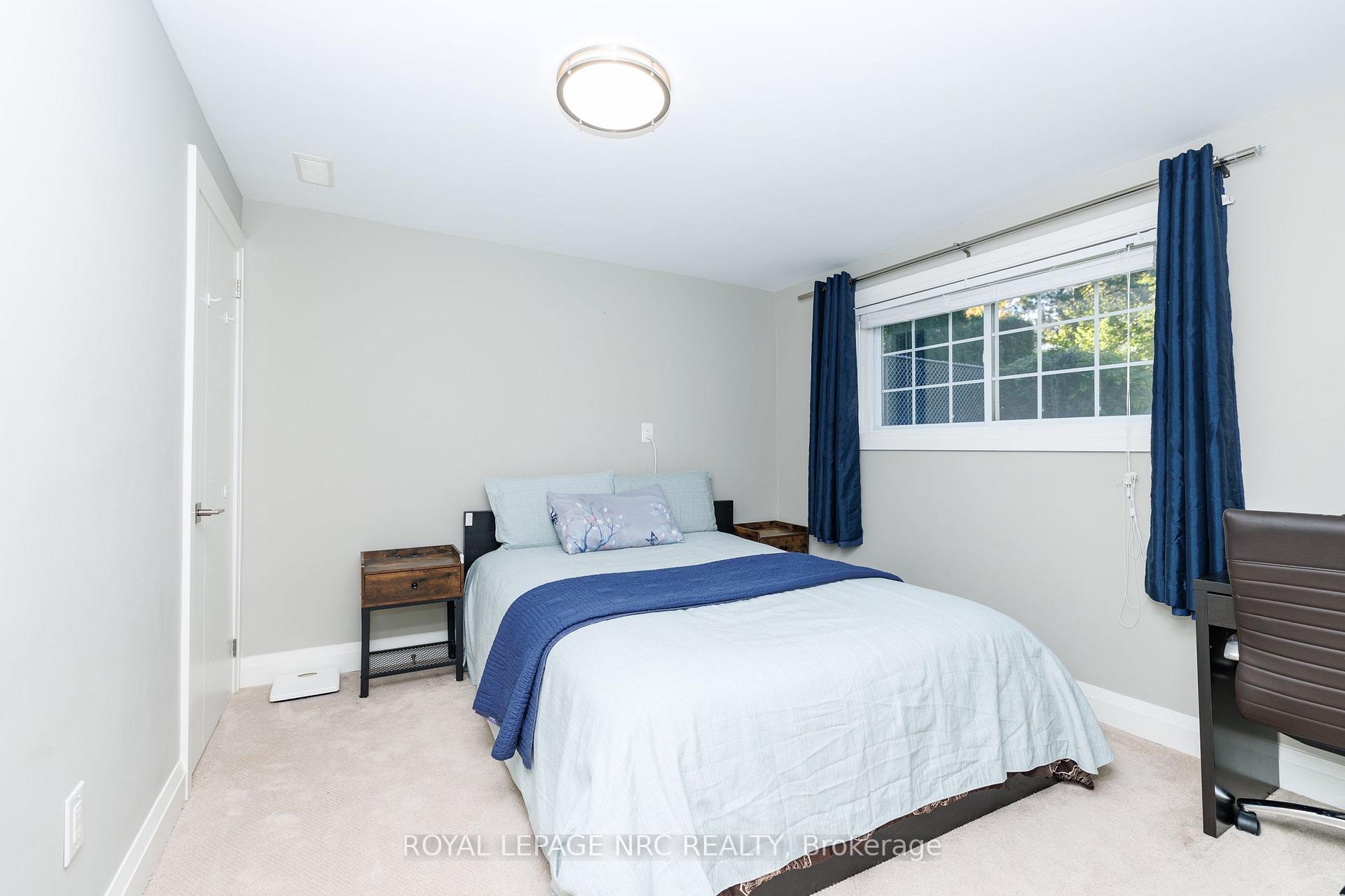 Photo 27 of 16 Woodington Crescent, St. Catharines, Glendale/Glenridge — HOMEH