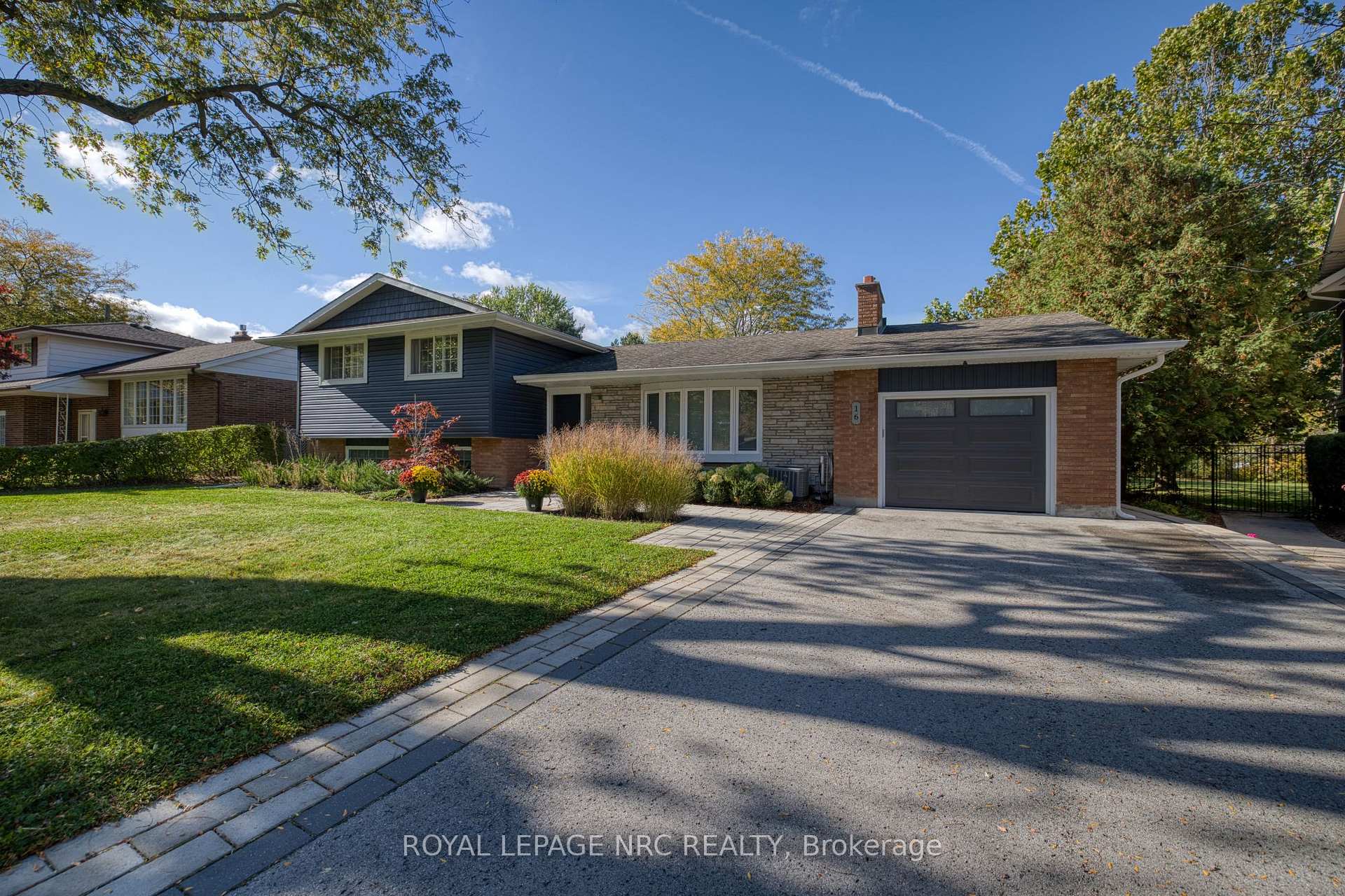 Photo 44 of 16 Woodington Crescent, St. Catharines, Glendale/Glenridge — HOMEH
