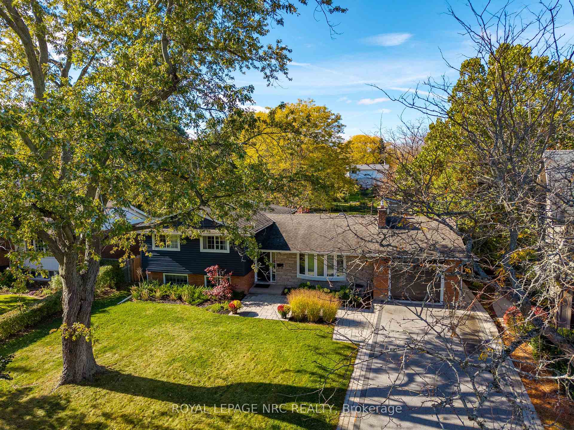 Photo 46 of 16 Woodington Crescent, St. Catharines, Glendale/Glenridge — HOMEH