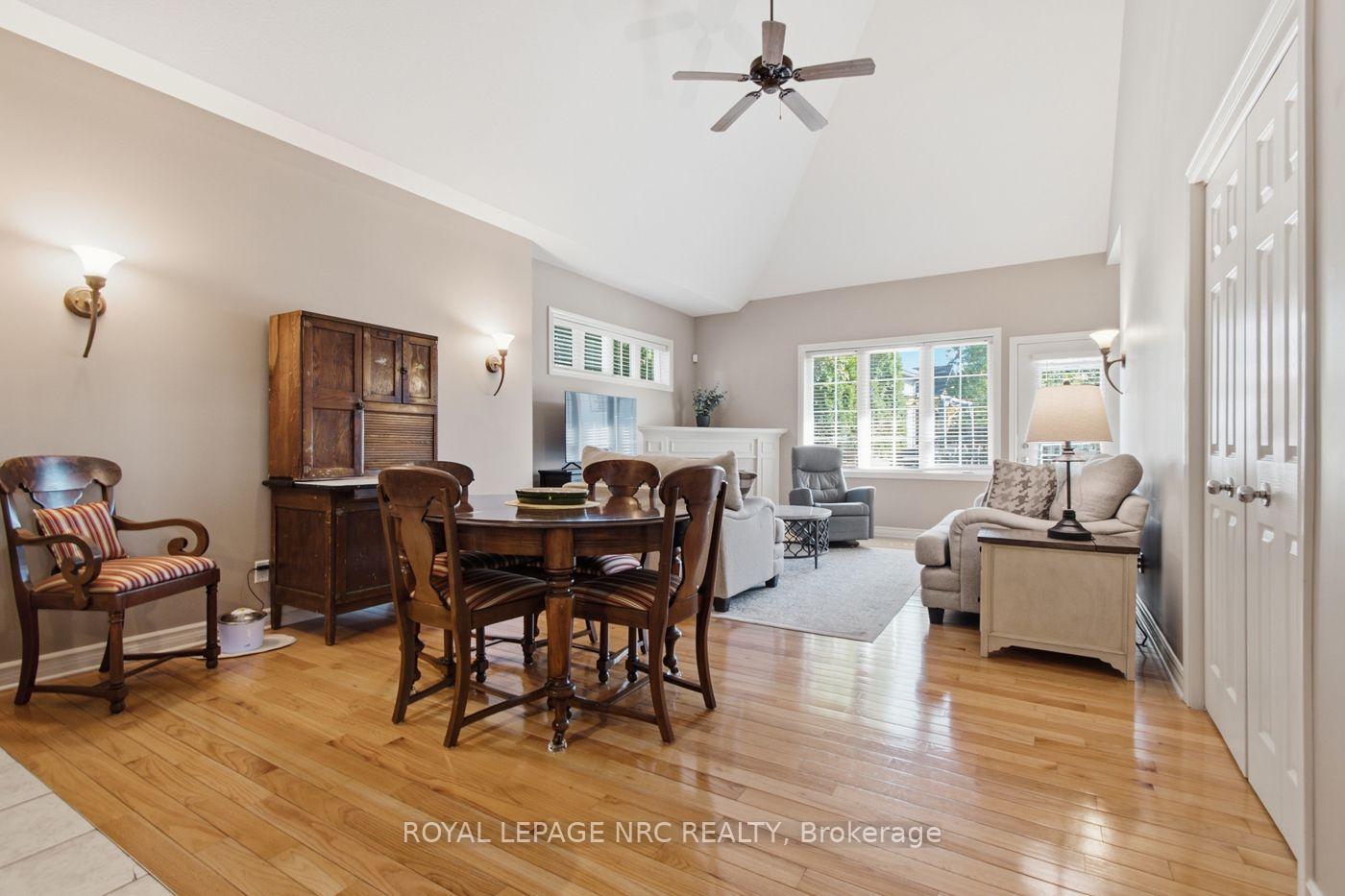 Photo 17 of 8142 Costabile Drive, Niagara Falls, Ascot — HOMEH