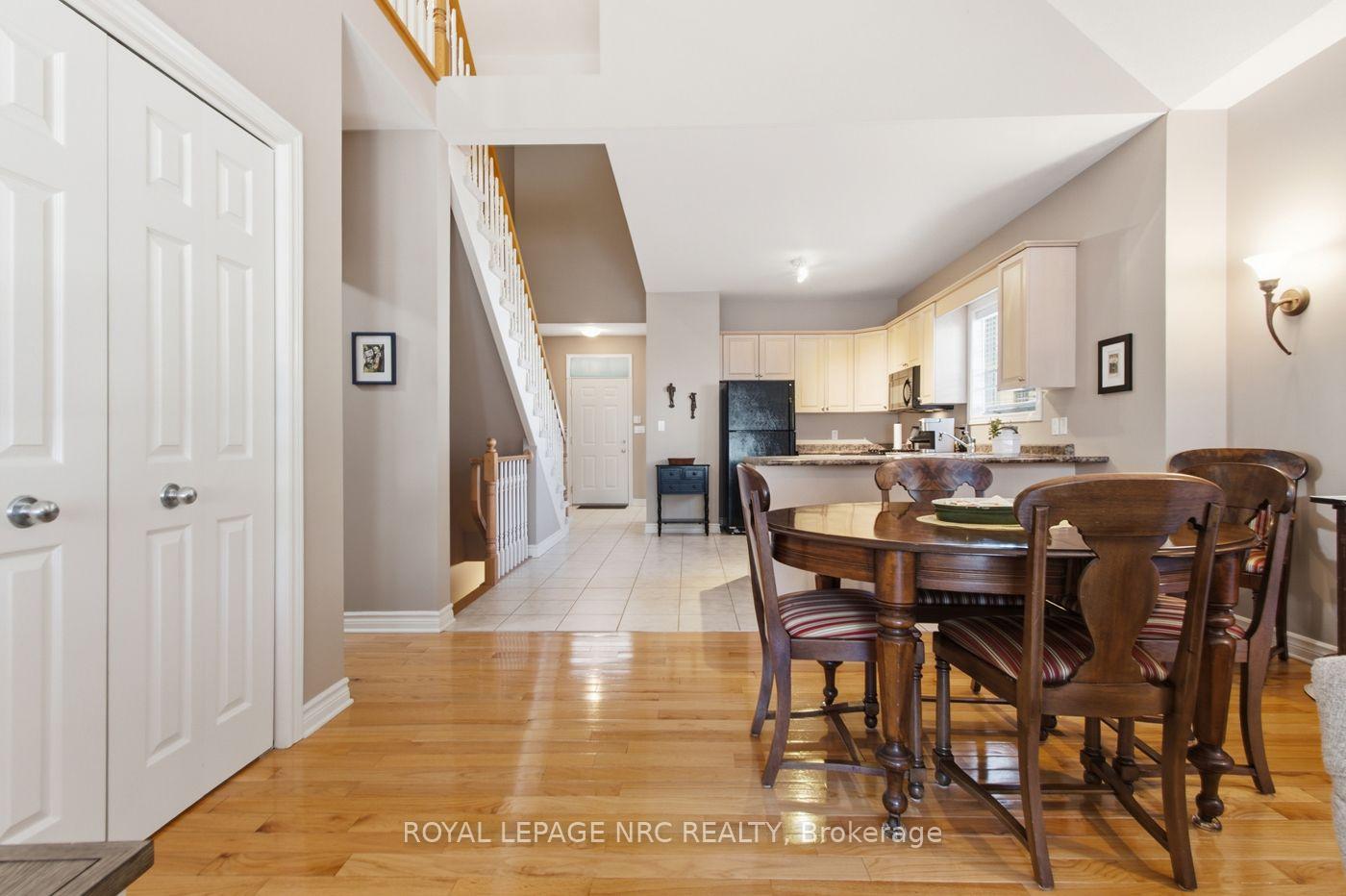 Photo 18 of 8142 Costabile Drive, Niagara Falls, Ascot — HOMEH