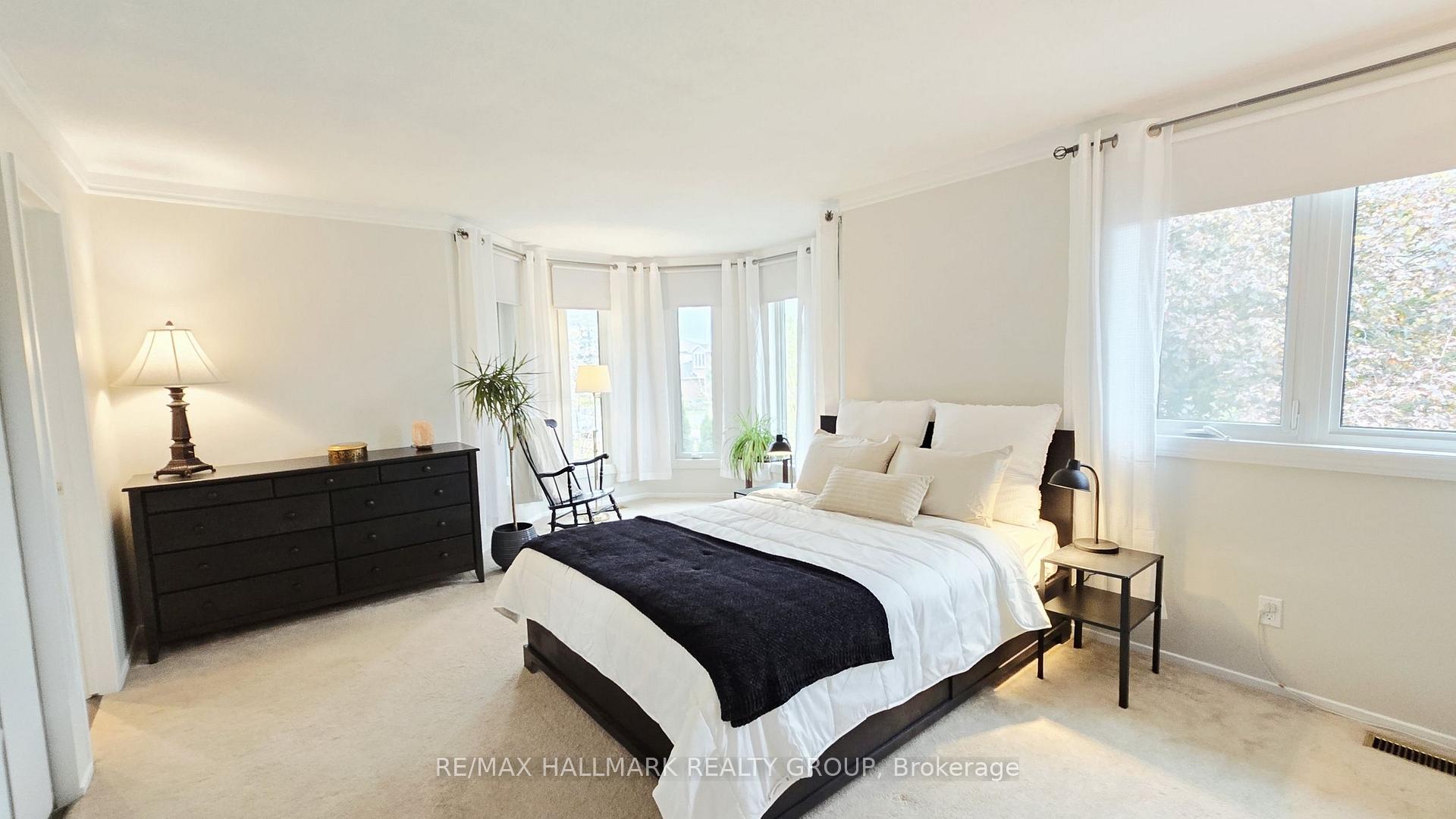 Photo 16 of 40 Huntsman Crescent, Ottawa, Kanata - Bridlewood — HOMEH