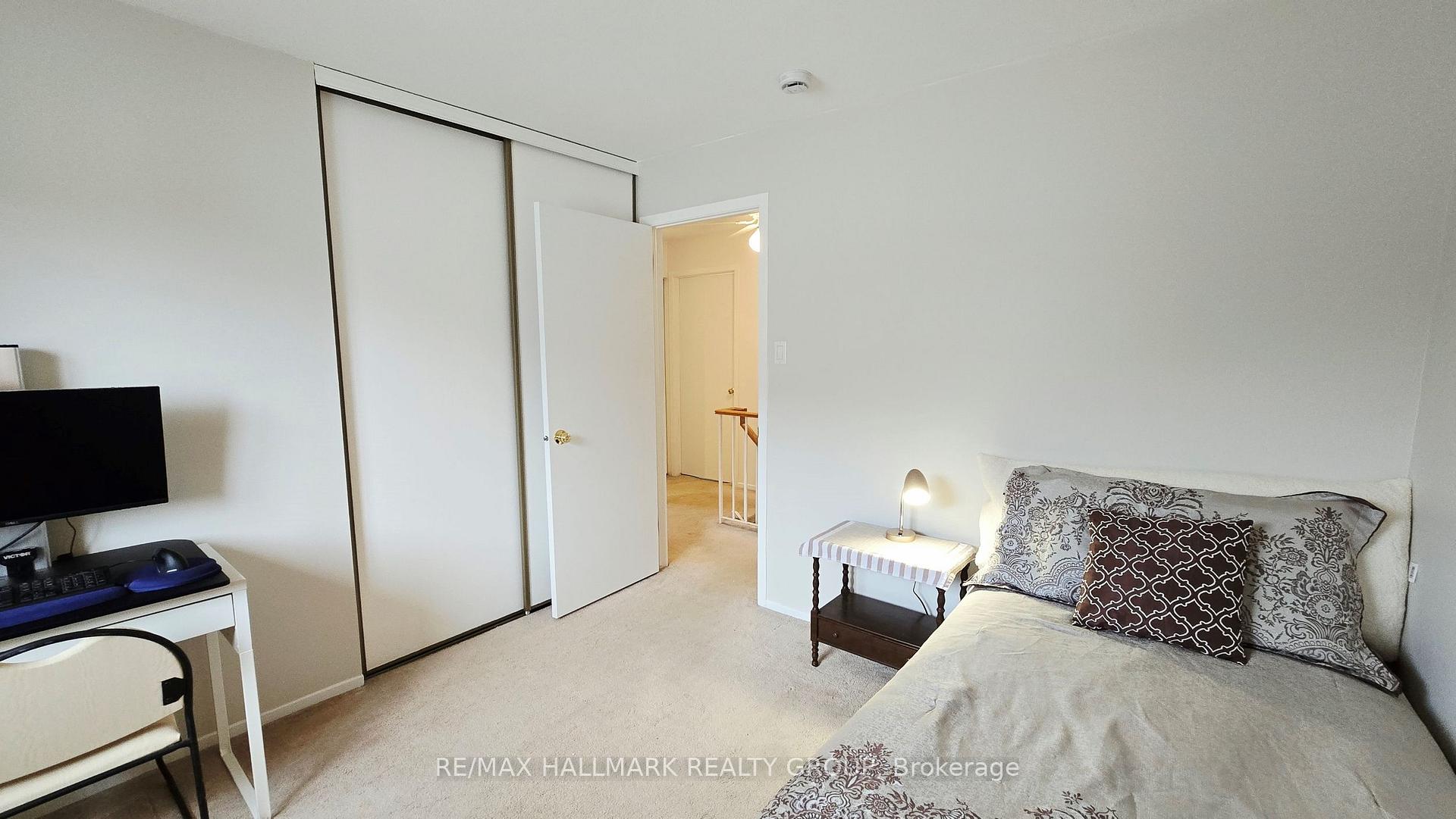 Photo 23 of 40 Huntsman Crescent, Ottawa, Kanata - Bridlewood — HOMEH