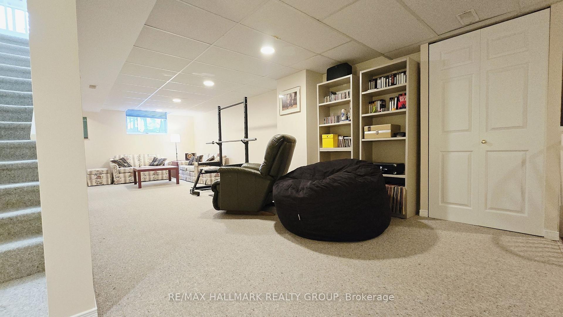 Photo 29 of 40 Huntsman Crescent, Ottawa, Kanata - Bridlewood — HOMEH