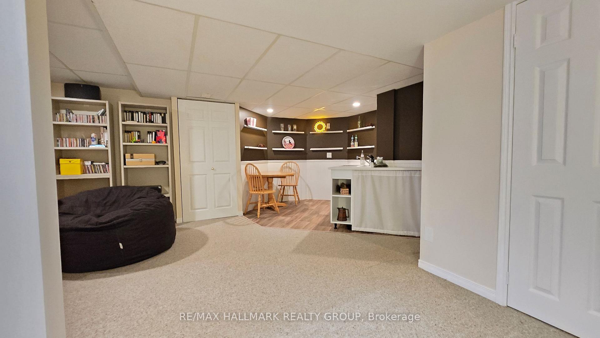 Photo 32 of 40 Huntsman Crescent, Ottawa, Kanata - Bridlewood — HOMEH