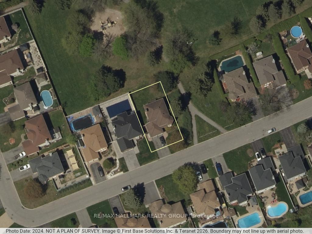 Photo 49 of 40 Huntsman Crescent, Ottawa, Kanata - Bridlewood — HOMEH