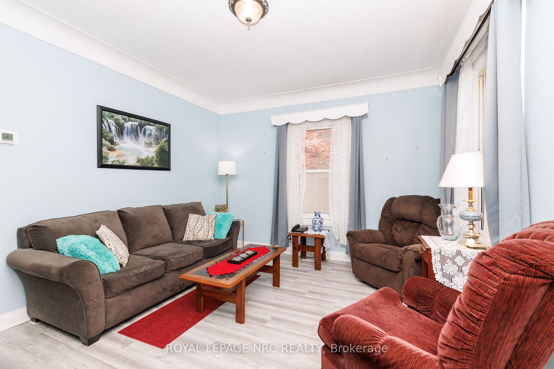 Photo 5 of 56 Beech Street, St. Catharines, Downtown — HOMEH