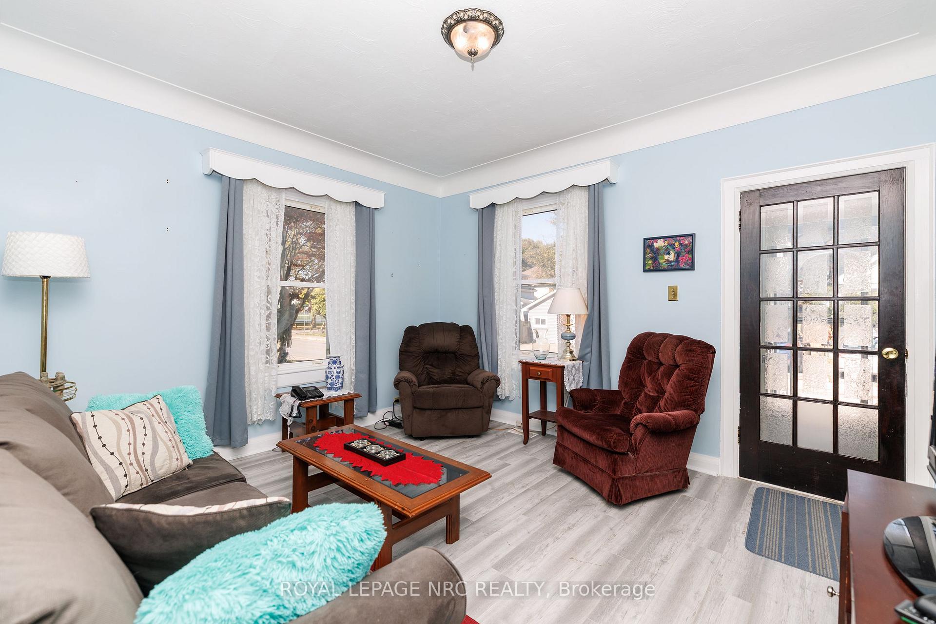 Photo 6 of 56 Beech Street, St. Catharines, Downtown — HOMEH