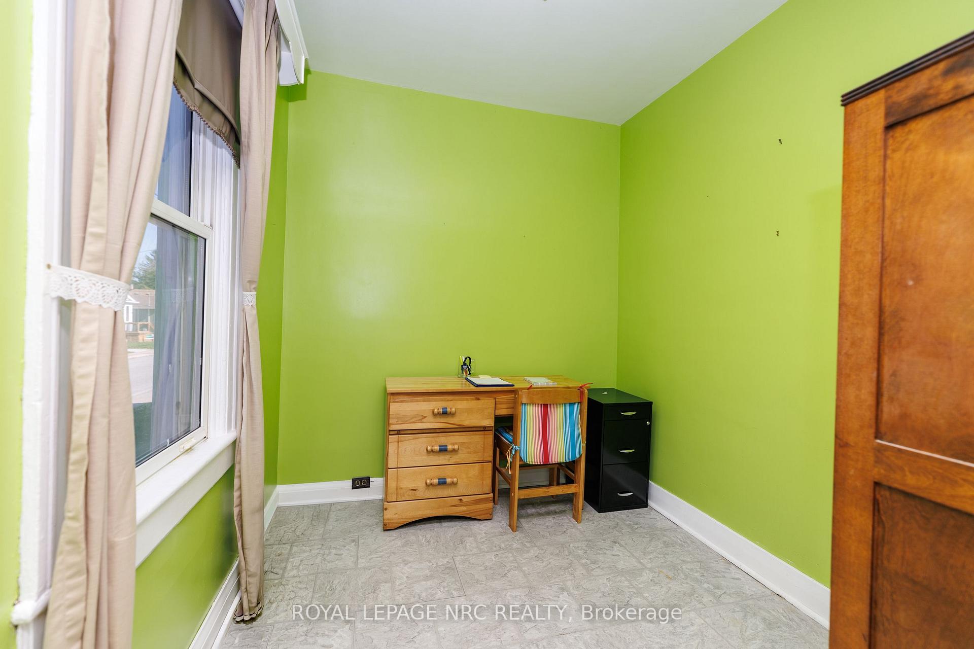 Photo 8 of 56 Beech Street, St. Catharines, Downtown — HOMEH