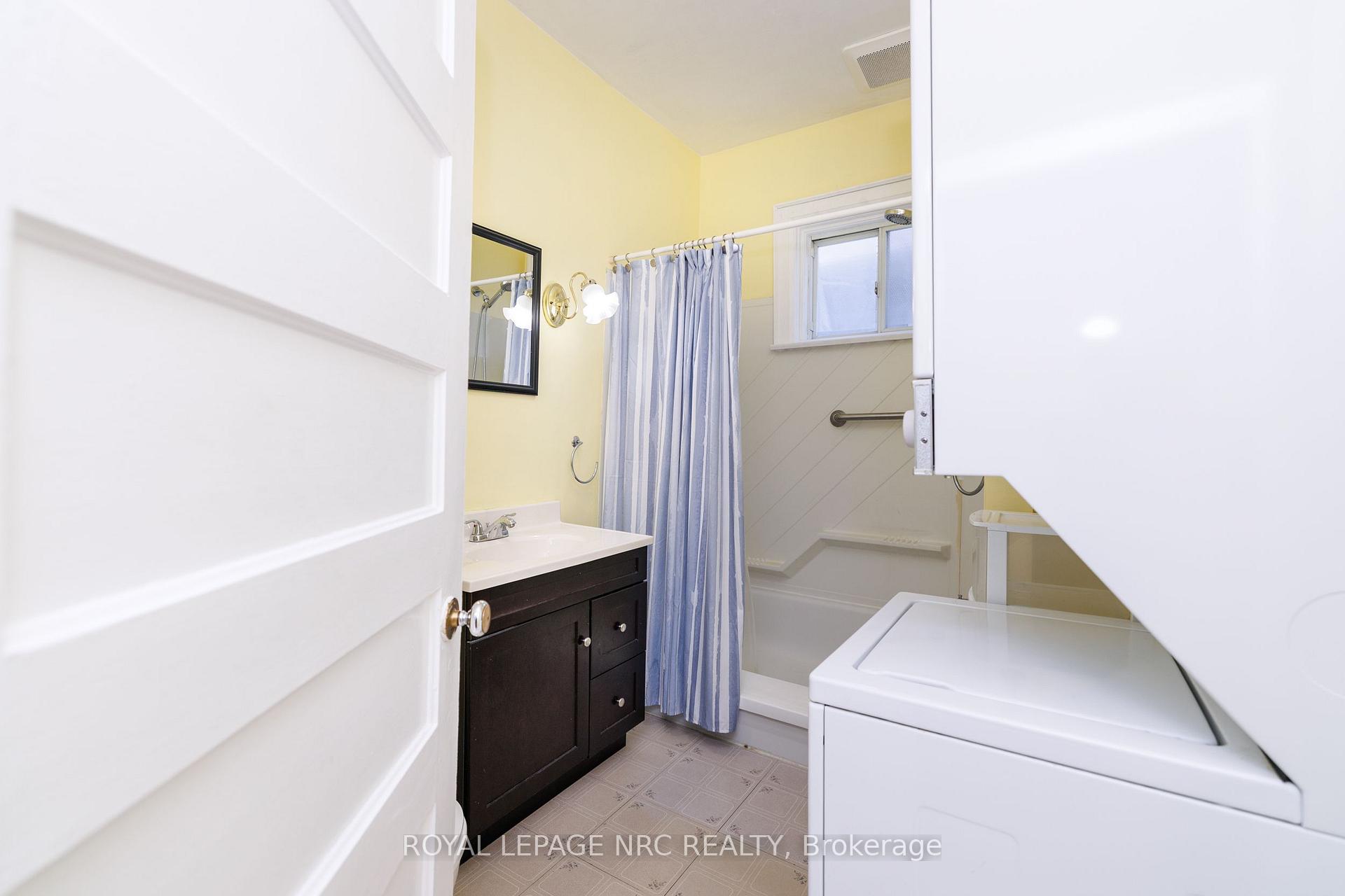 Photo 9 of 56 Beech Street, St. Catharines, Downtown — HOMEH