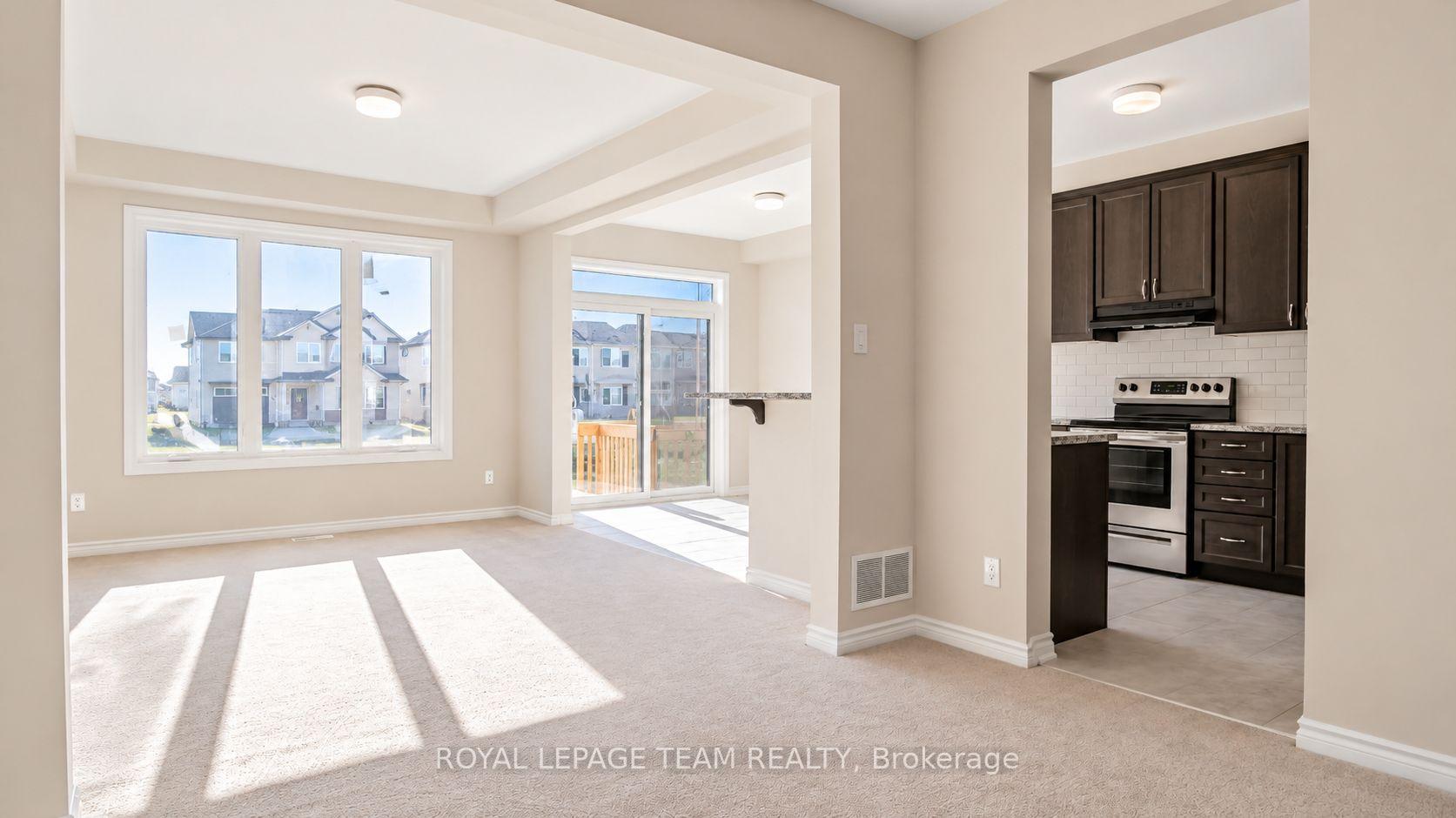 Photo 5 of 268 Atima Circle, Ottawa, Barrhaven - Half Moon Bay — HOMEH