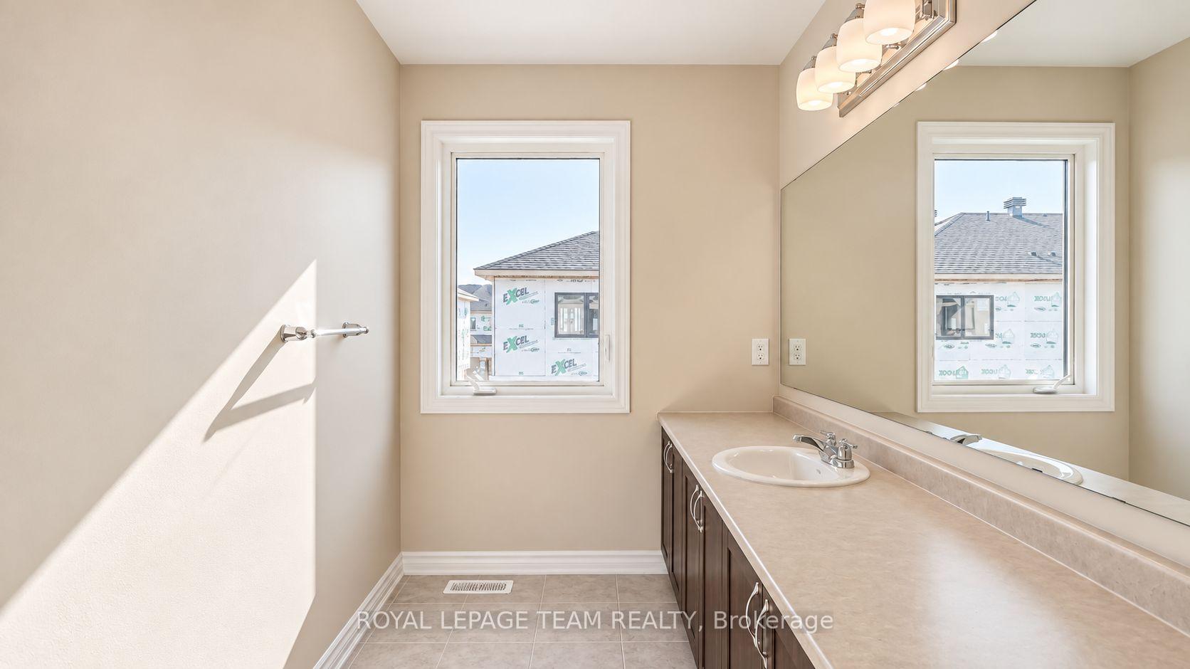 Photo 14 of 268 Atima Circle, Ottawa, Barrhaven - Half Moon Bay — HOMEH