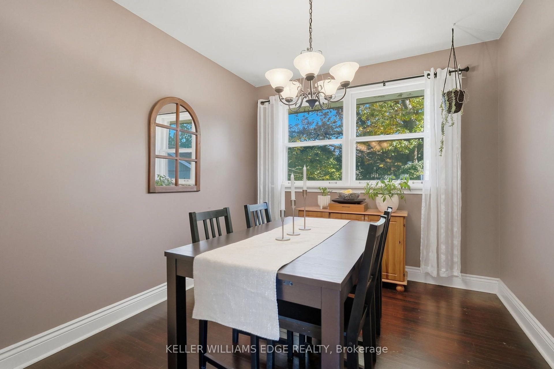 Photo 12 of 660 Wickens Avenue, Burlington, LaSalle — HOMEH