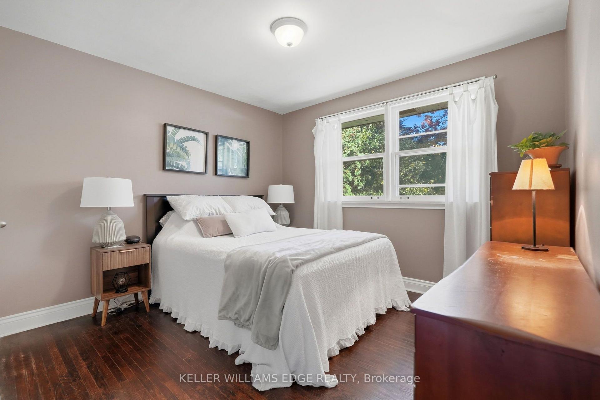 Photo 20 of 660 Wickens Avenue, Burlington, LaSalle — HOMEH
