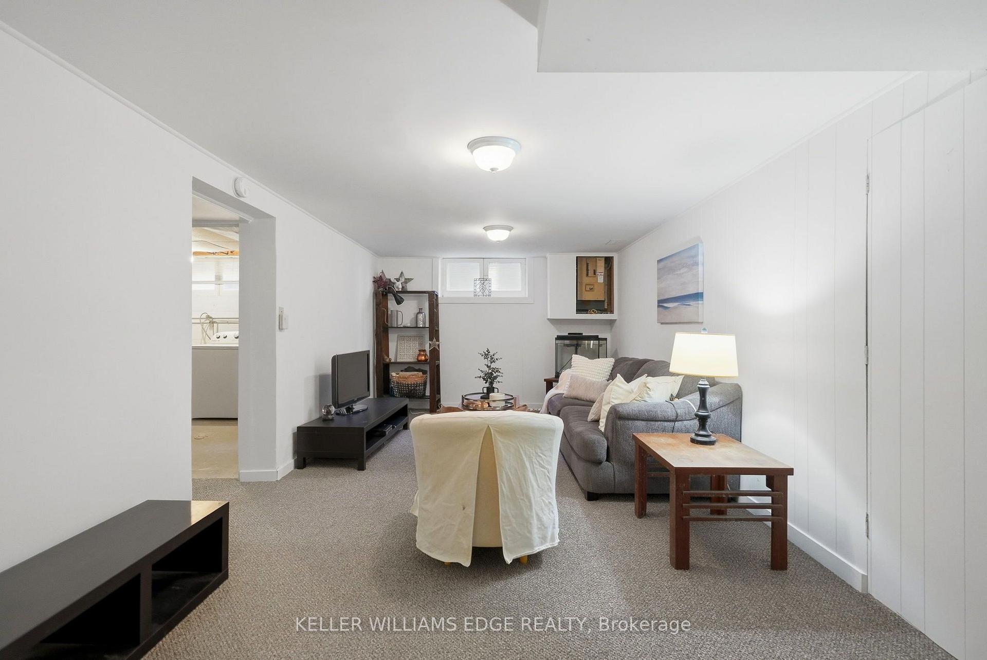 Photo 22 of 660 Wickens Avenue, Burlington, LaSalle — HOMEH