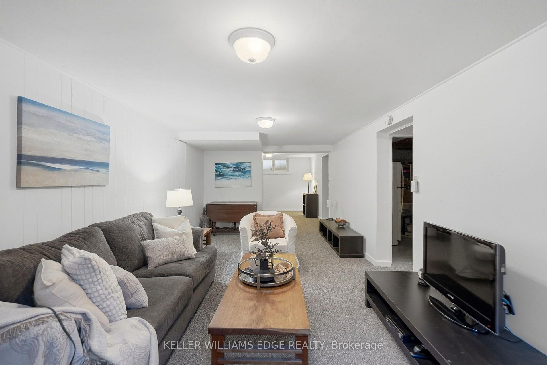 Photo 25 of 660 Wickens Avenue, Burlington, LaSalle — HOMEH