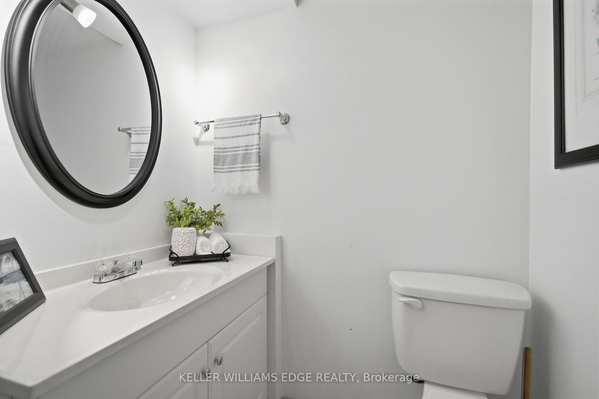 Photo 28 of 660 Wickens Avenue, Burlington, LaSalle — HOMEH