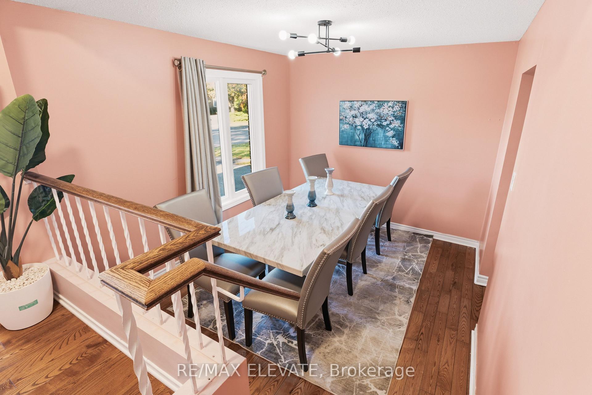 Photo 11 of 6104 Vineyard Drive, Ottawa, Convent Glen — HOMEH