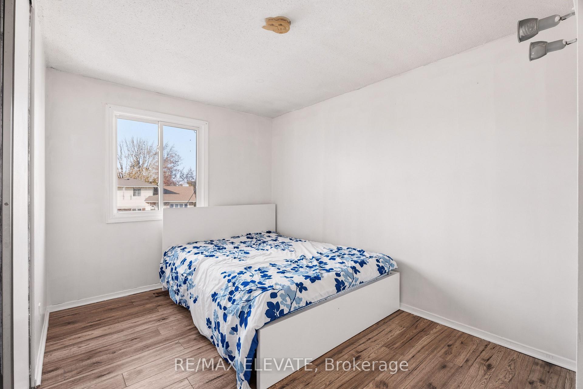 Photo 28 of 6104 Vineyard Drive, Ottawa, Convent Glen — HOMEH