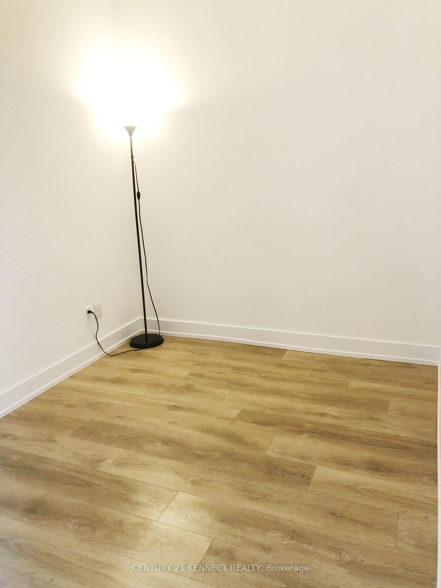 Photo 11 of Unit 1101, 128 Fairview Mall Drive, North York, Don Valley Village — HOMEH