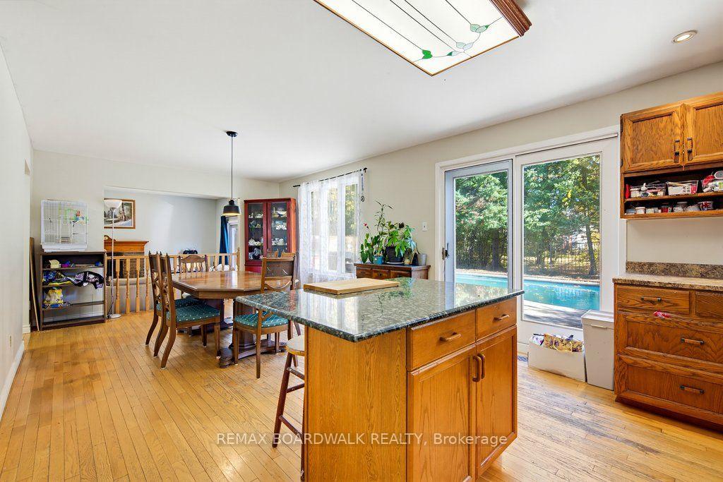 Photo 10 of 29 Southpark Drive, Ottawa, Blackburn Hamlet — HOMEH
