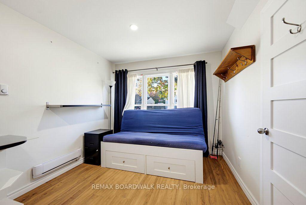 Photo 20 of 29 Southpark Drive, Ottawa, Blackburn Hamlet — HOMEH