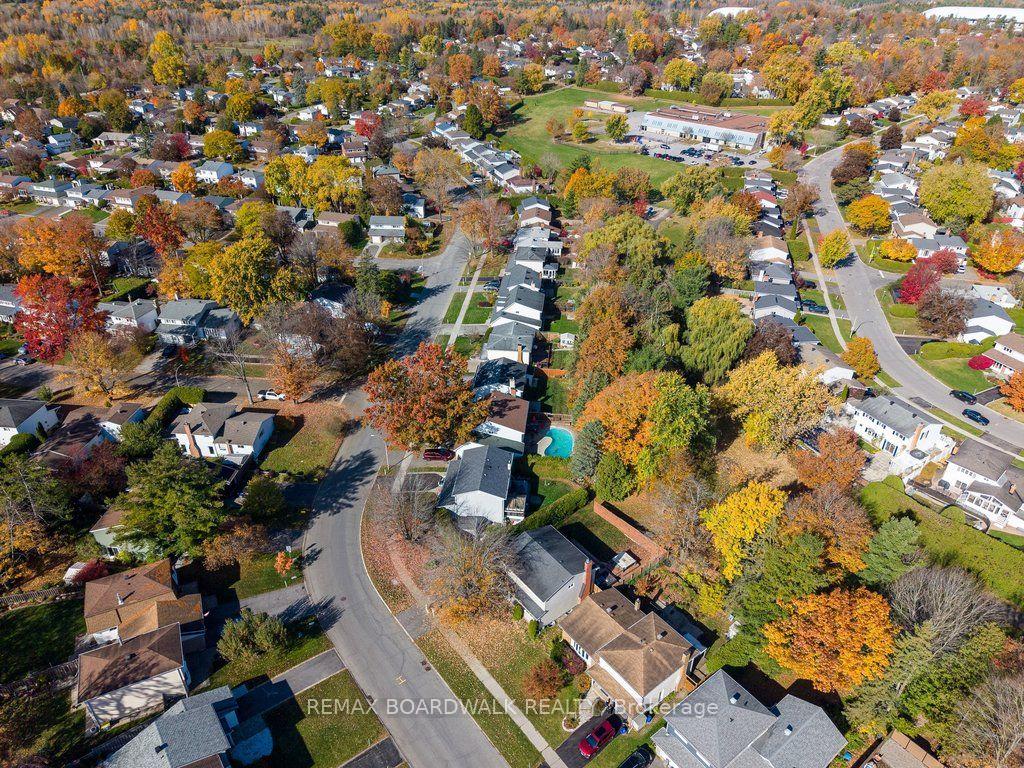 Photo 44 of 29 Southpark Drive, Ottawa, Blackburn Hamlet — HOMEH