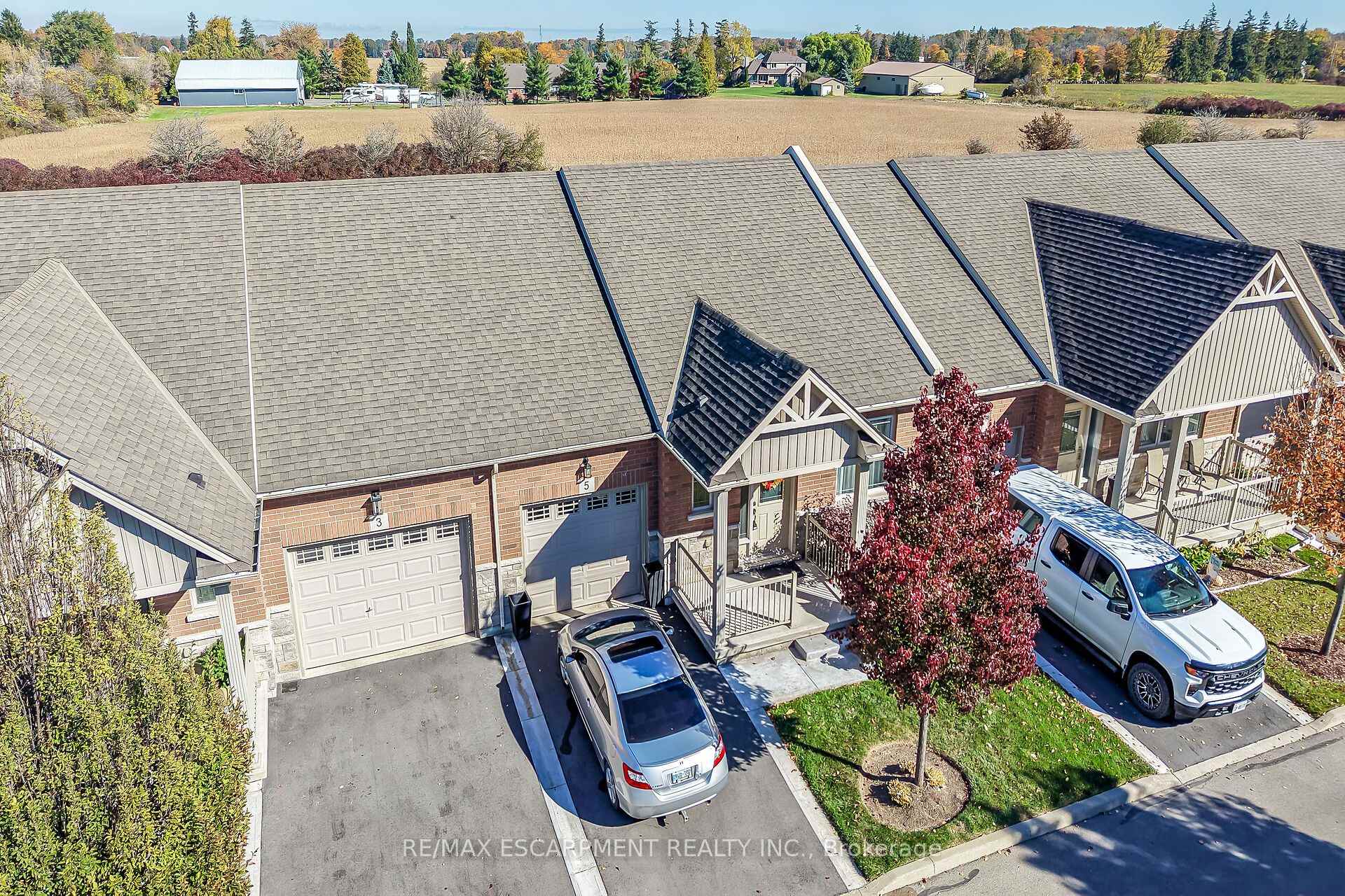 Photo 2 of 5 Hillgartner Lane, Hamilton, Binbrook — HOMEH