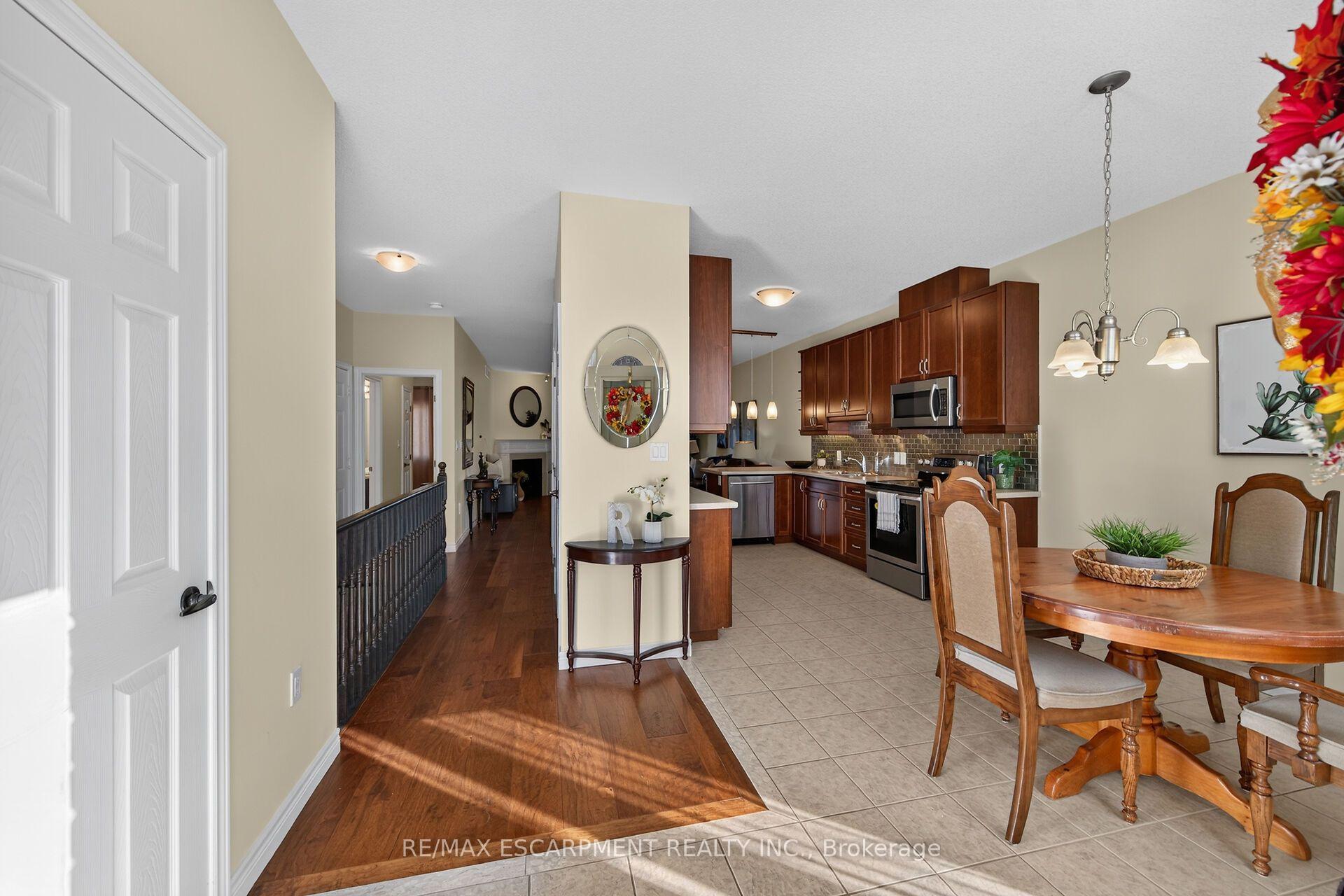 Photo 7 of 5 Hillgartner Lane, Hamilton, Binbrook — HOMEH