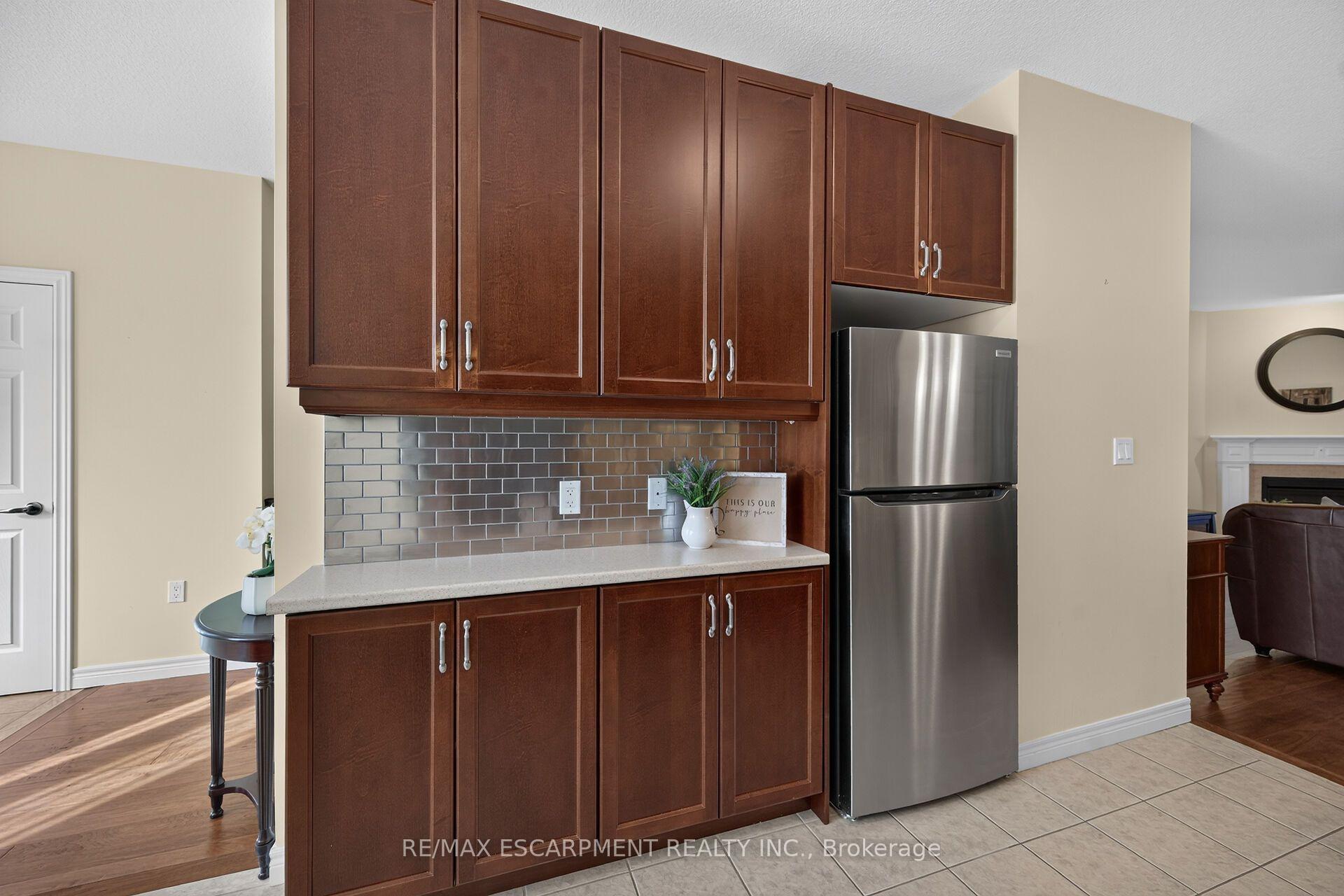 Photo 13 of 5 Hillgartner Lane, Hamilton, Binbrook — HOMEH