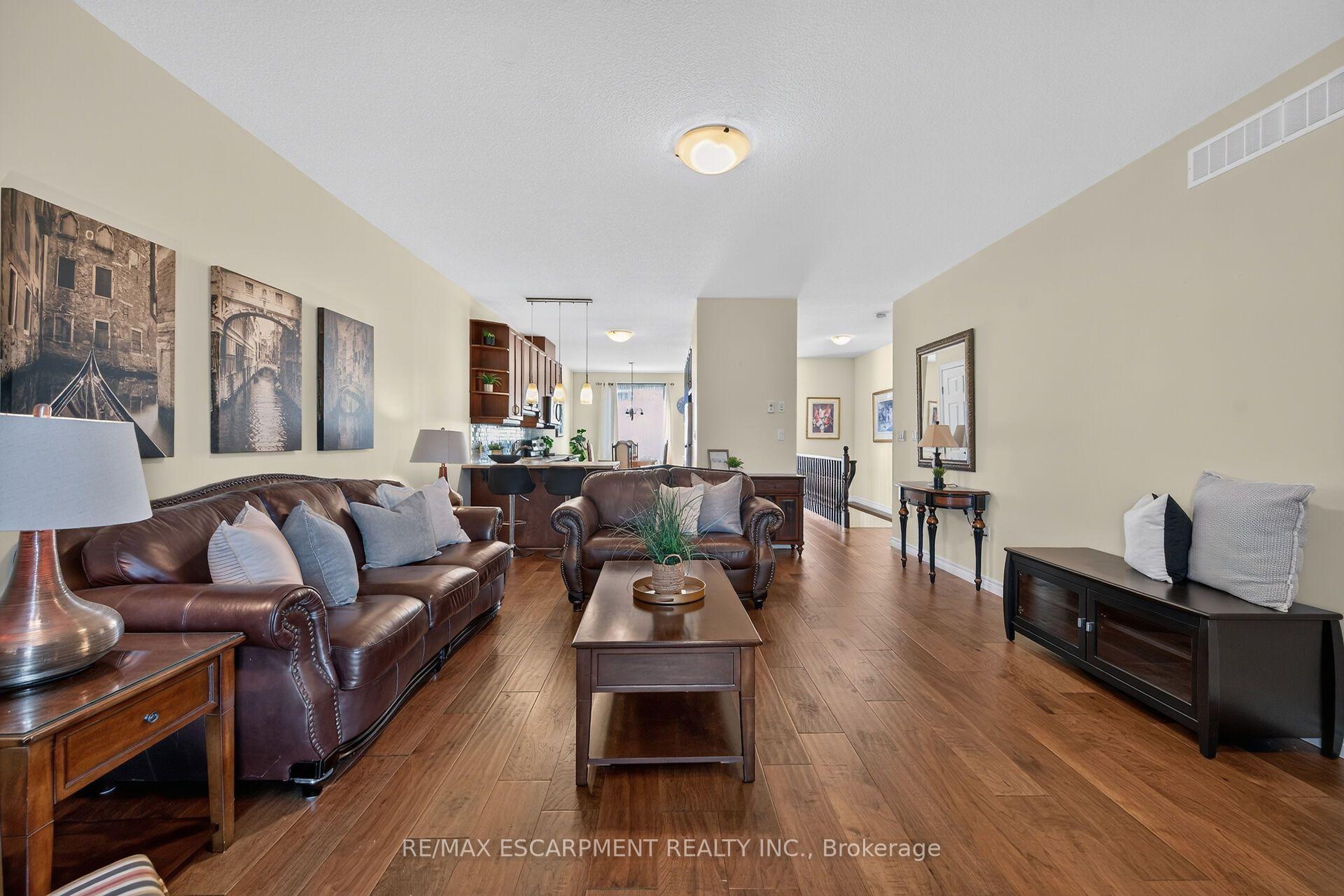 Photo 15 of 5 Hillgartner Lane, Hamilton, Binbrook — HOMEH