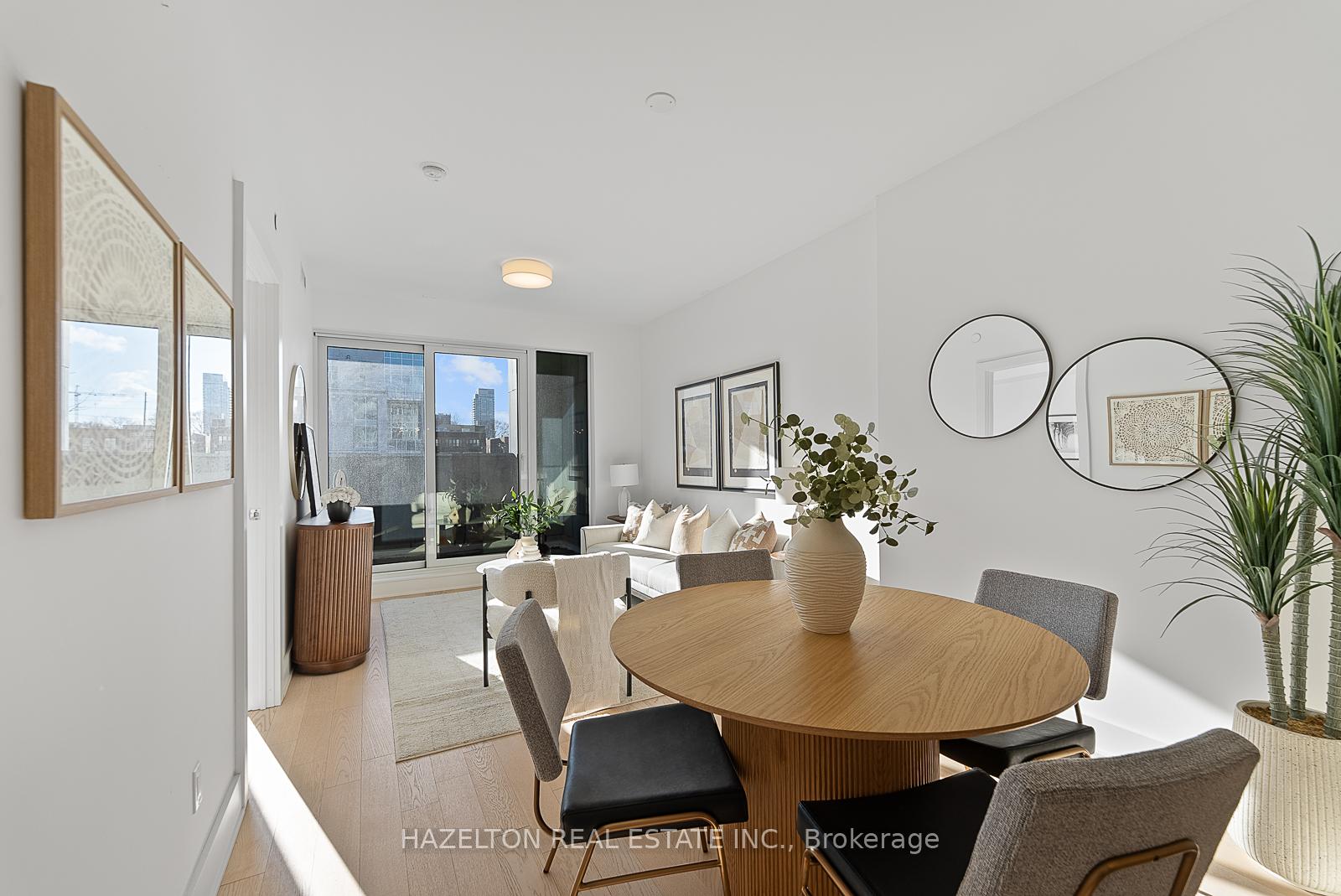Photo 5 of Unit 302, 128 Pears Avenue, Toronto, The Annex — HOMEH