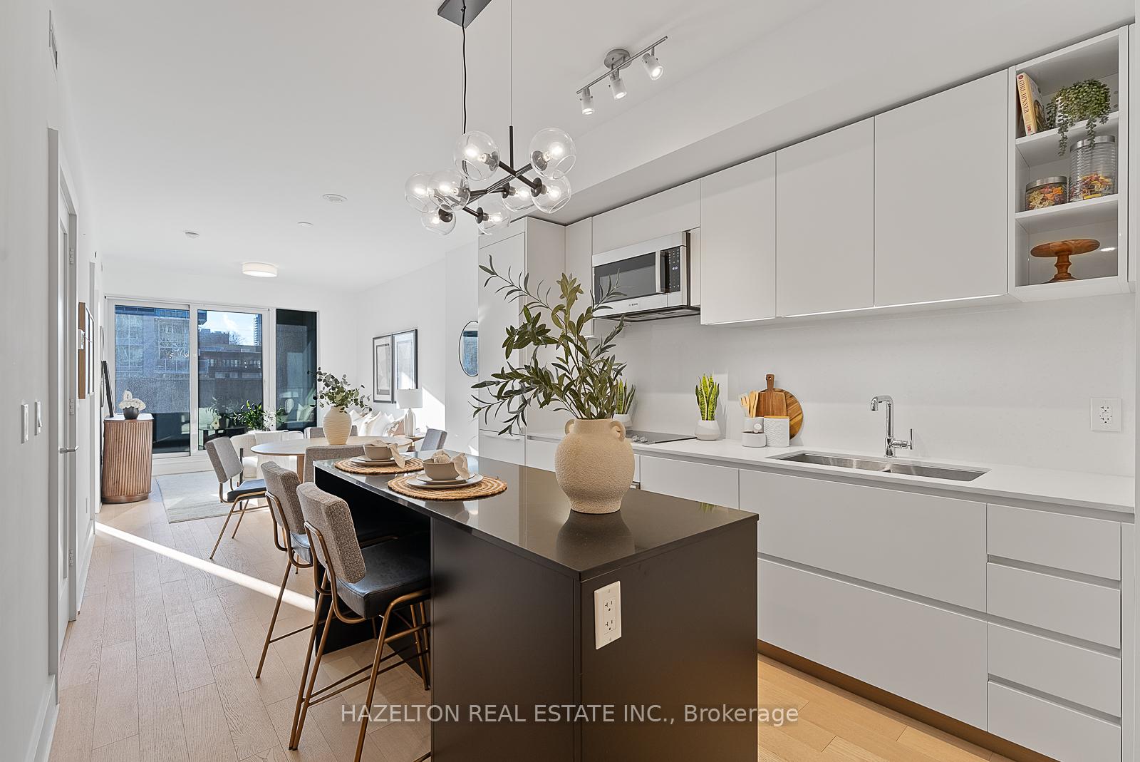 Photo 7 of Unit 302, 128 Pears Avenue, Toronto, The Annex — HOMEH