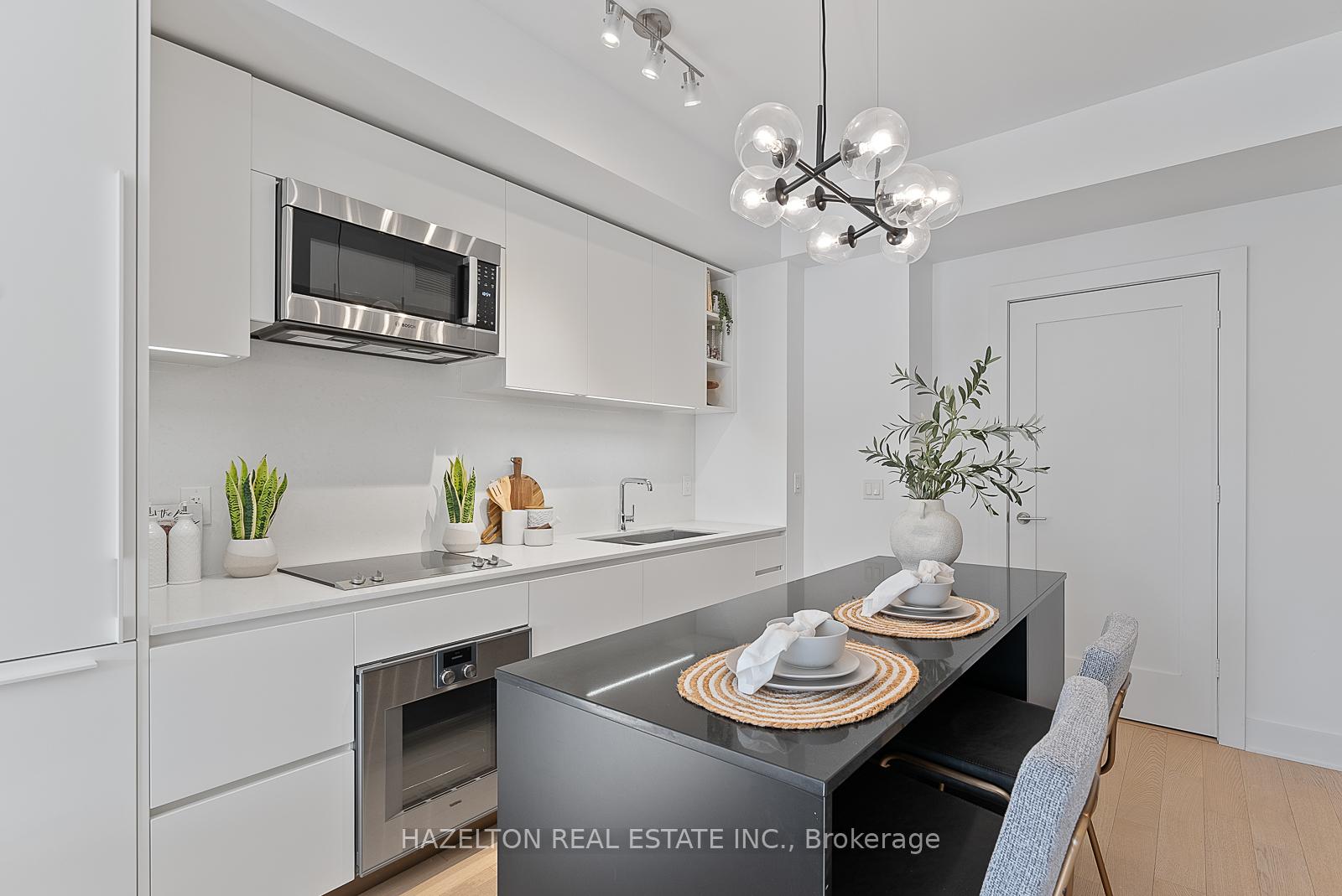 Photo 9 of Unit 302, 128 Pears Avenue, Toronto, The Annex — HOMEH