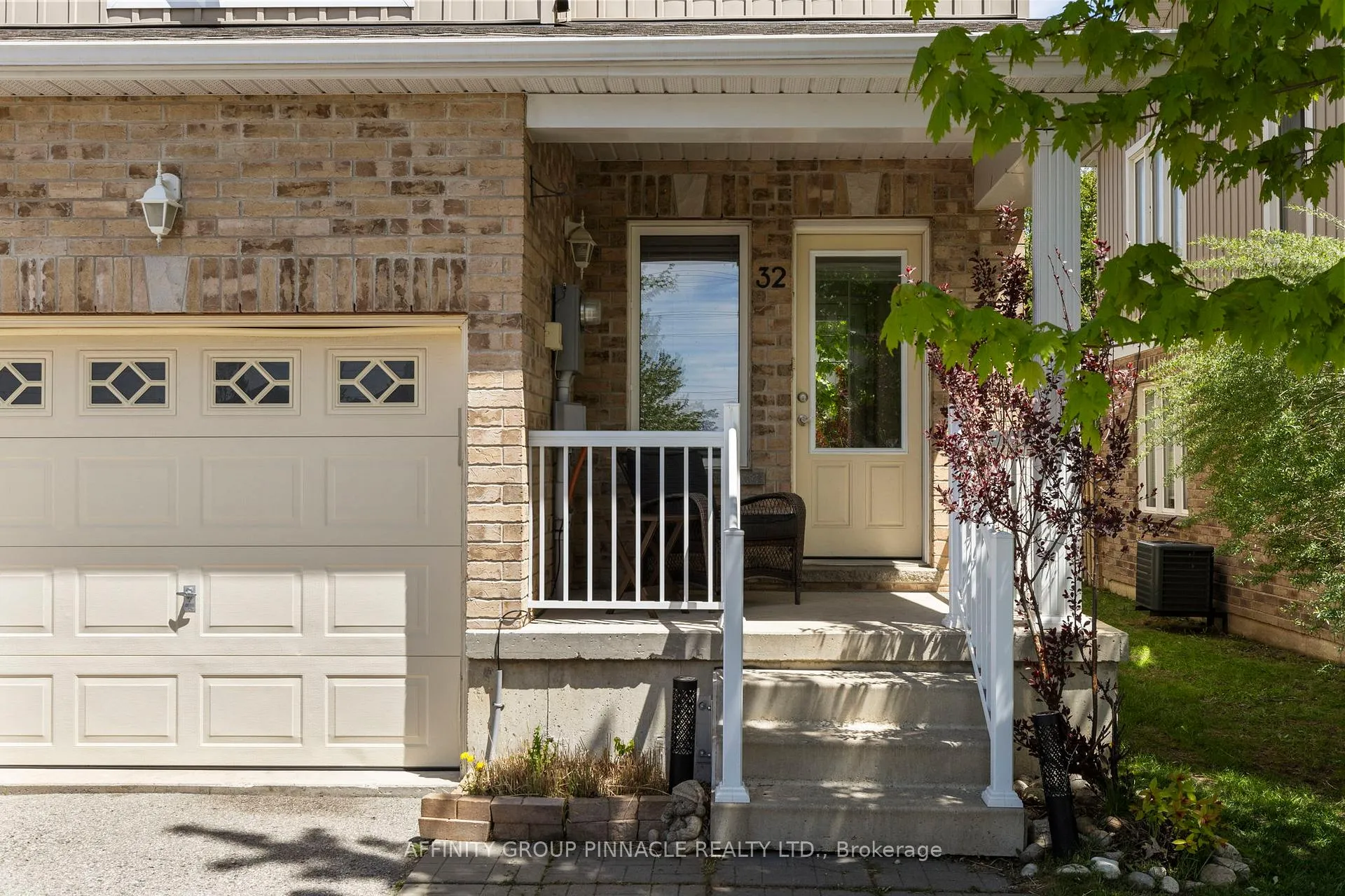Photo 3 of Unit 32, 75 Prince William Way, Barrie, Innis-Shore — HOMEH