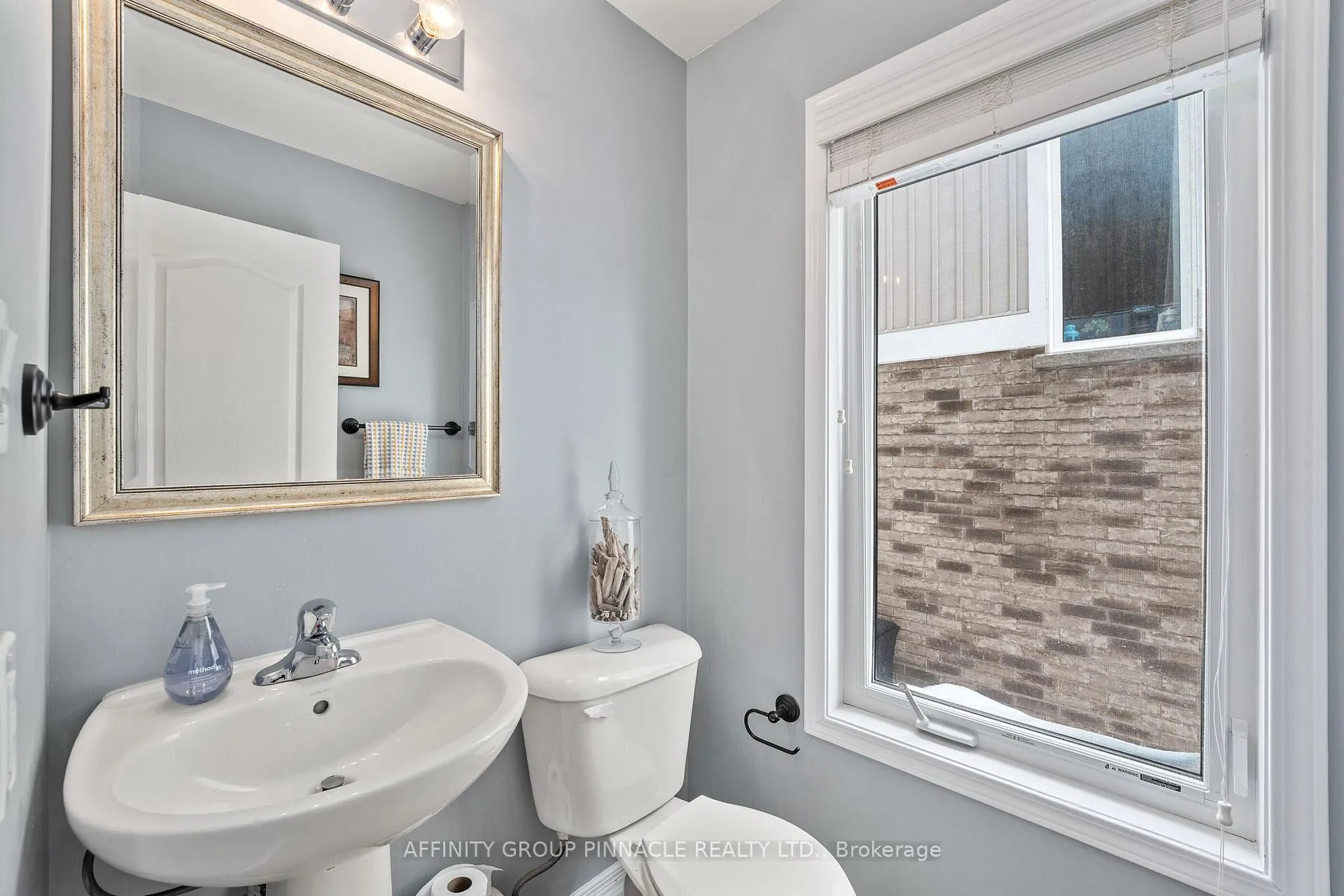 Photo 8 of Unit 32, 75 Prince William Way, Barrie, Innis-Shore — HOMEH