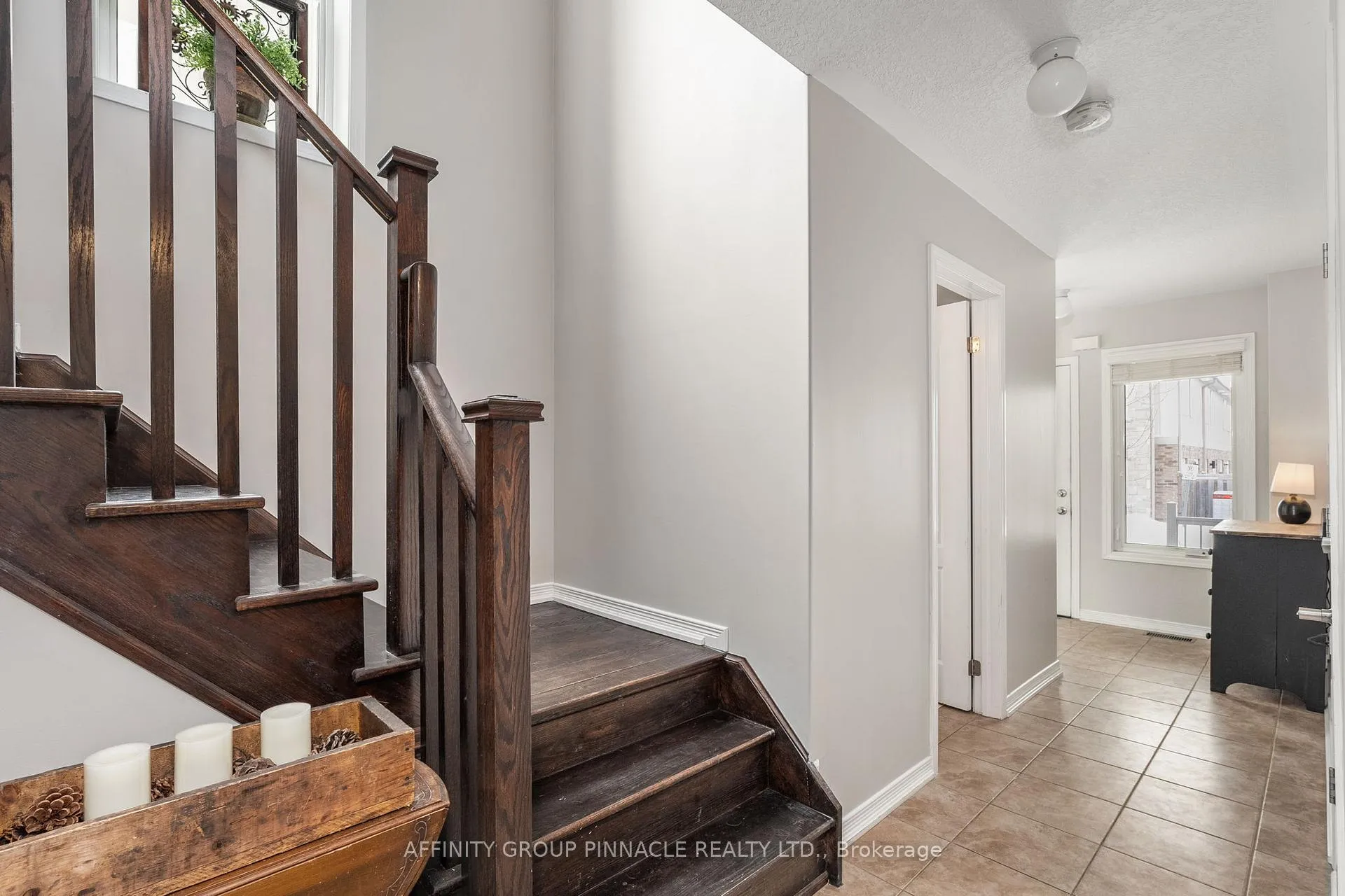 Photo 11 of Unit 32, 75 Prince William Way, Barrie, Innis-Shore — HOMEH