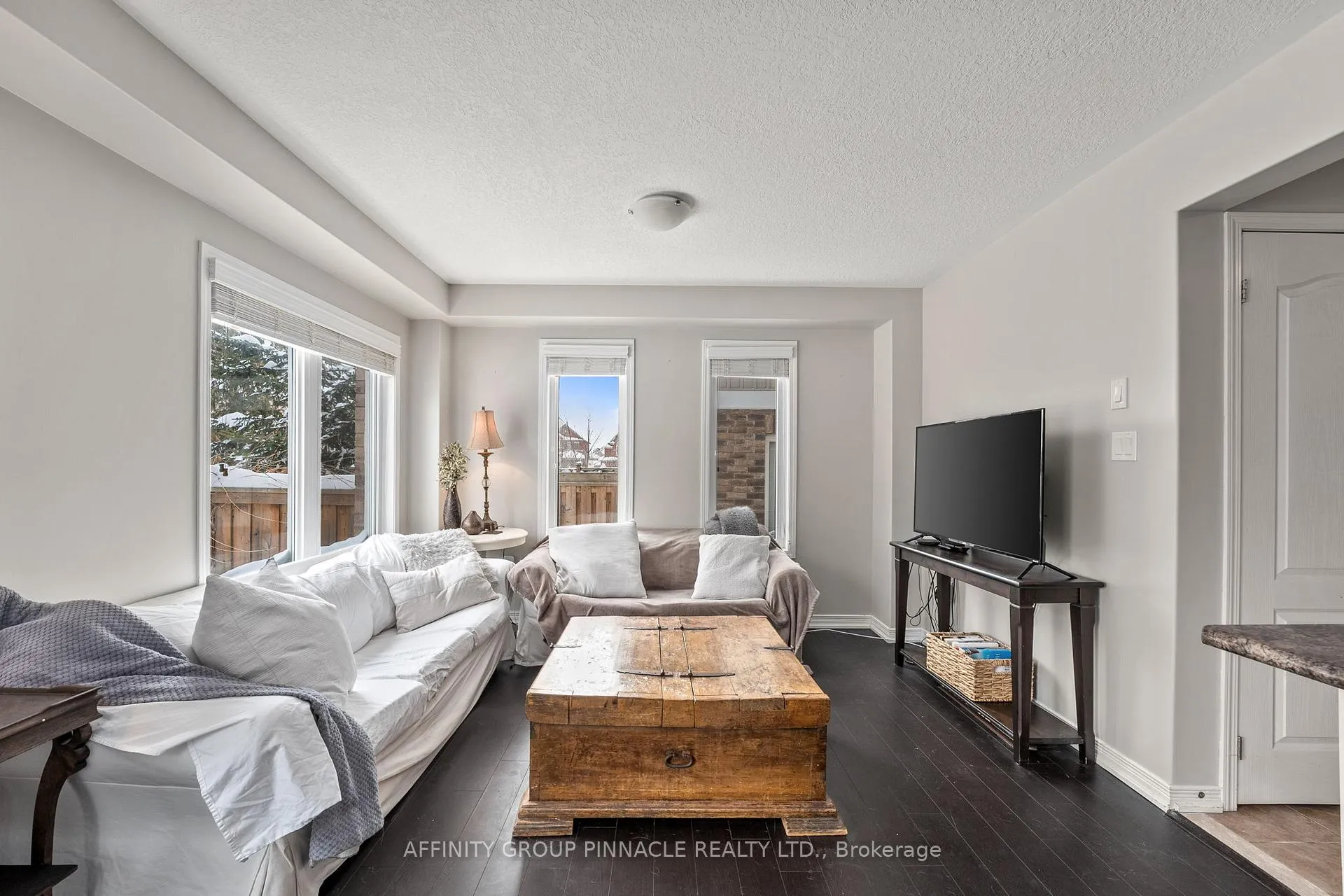 Photo 13 of Unit 32, 75 Prince William Way, Barrie, Innis-Shore — HOMEH