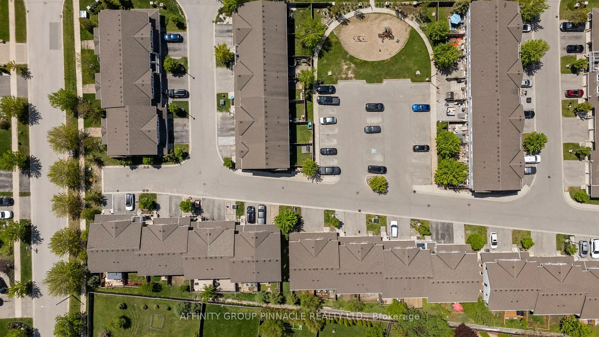Photo 27 of Unit 32, 75 Prince William Way, Barrie, Innis-Shore — HOMEH