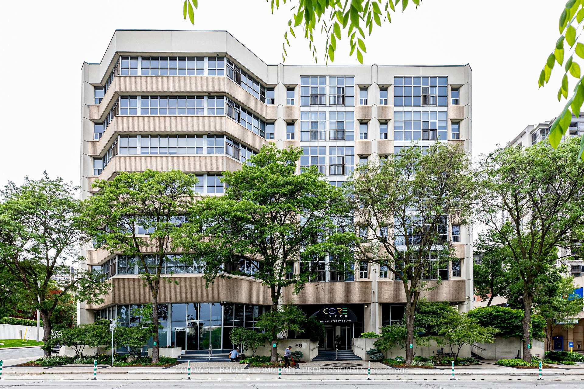 Photo 1 of Unit 410, 66 Bay Street S, Hamilton, Durand — HOMEH