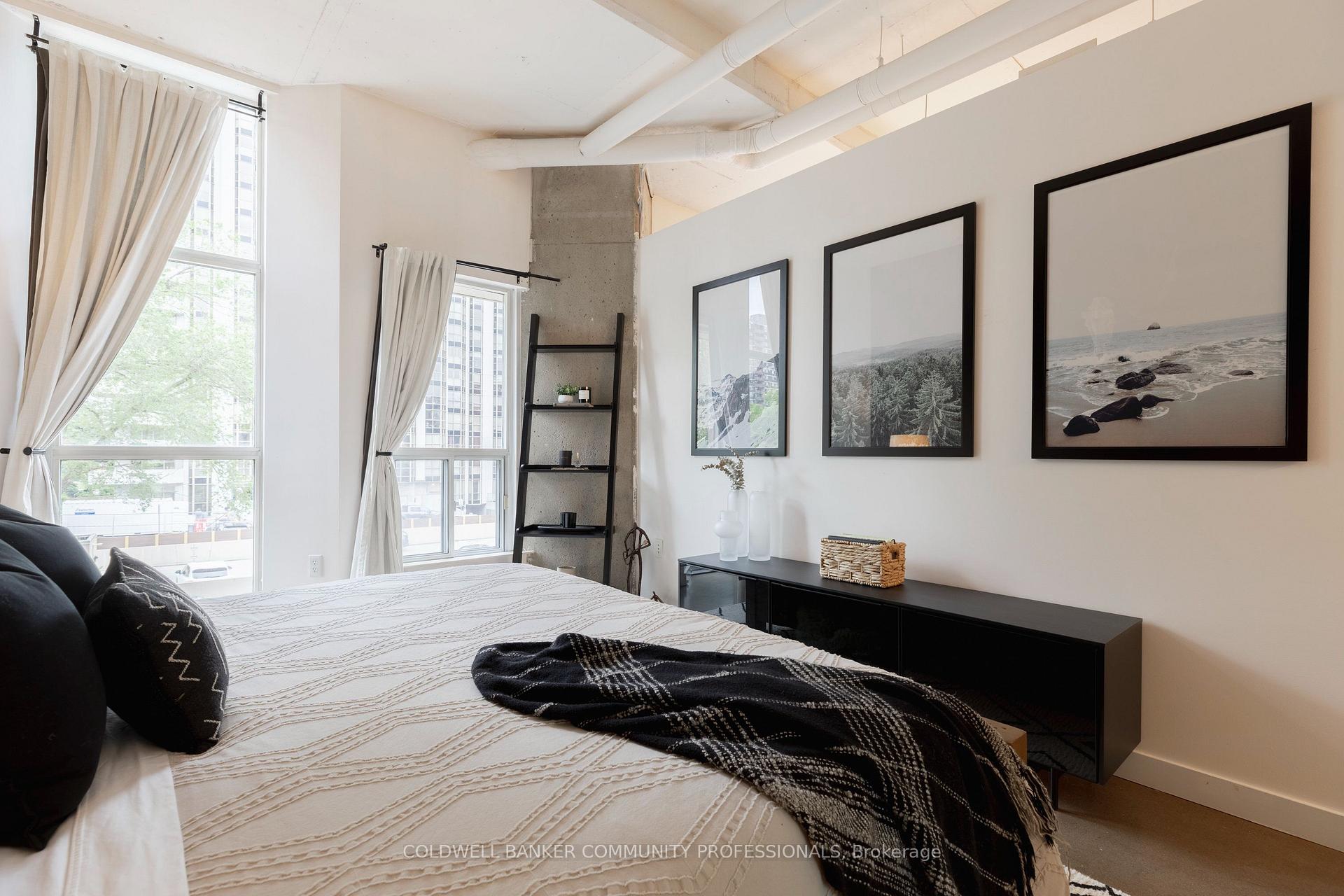 Photo 23 of Unit 410, 66 Bay Street S, Hamilton, Durand — HOMEH