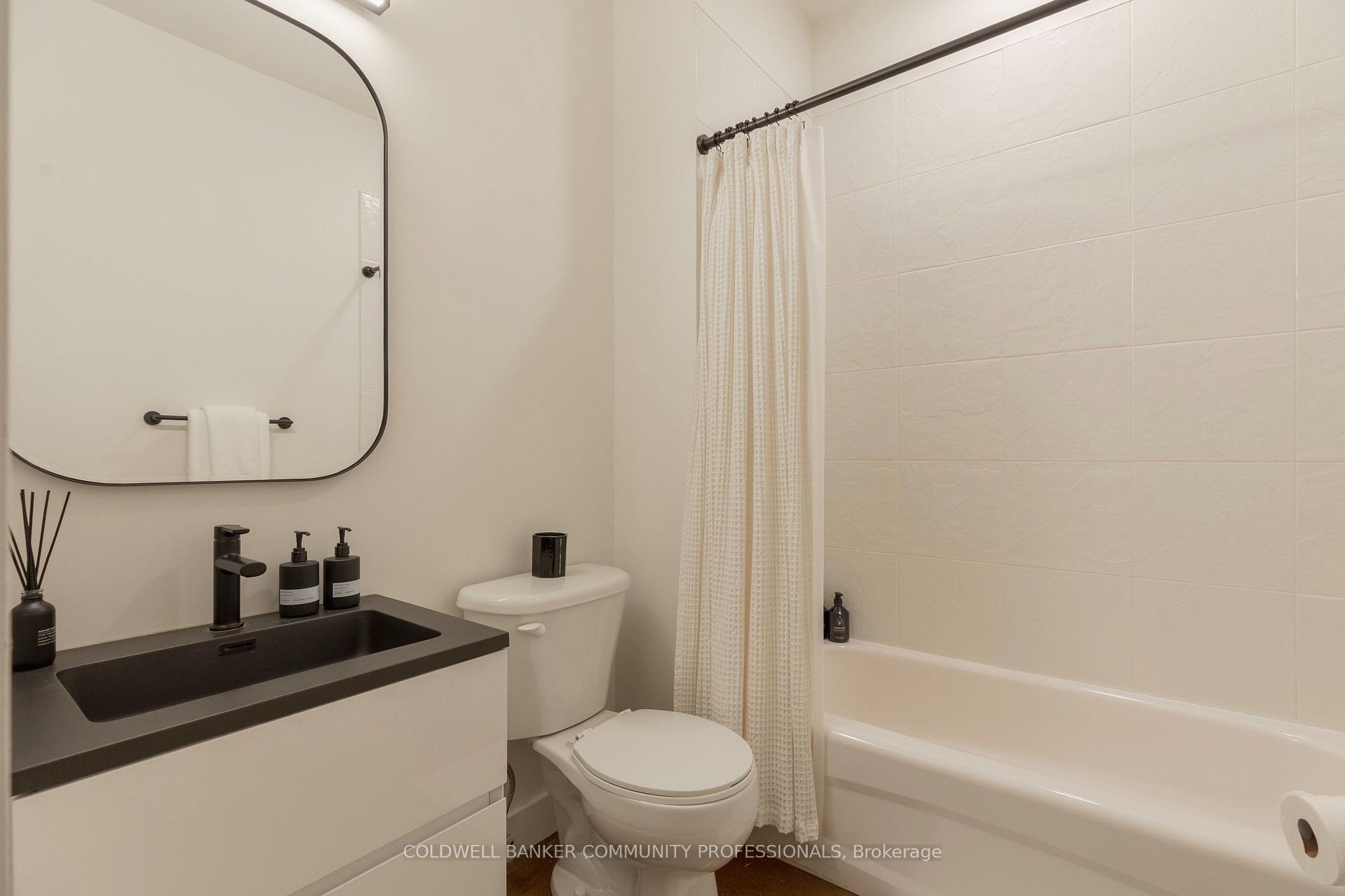 Photo 35 of Unit 410, 66 Bay Street S, Hamilton, Durand — HOMEH