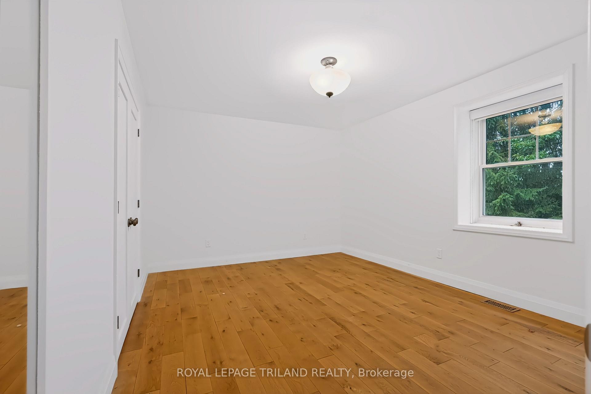 Photo 20 of 467 Commissioners Road E, London, South R — HOMEH