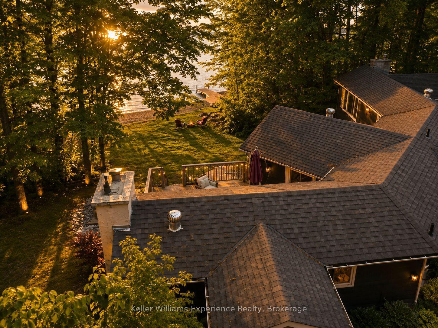 Photo 2 of 21 Lakeview Crescent, Tiny, Rural Tiny — HOMEH