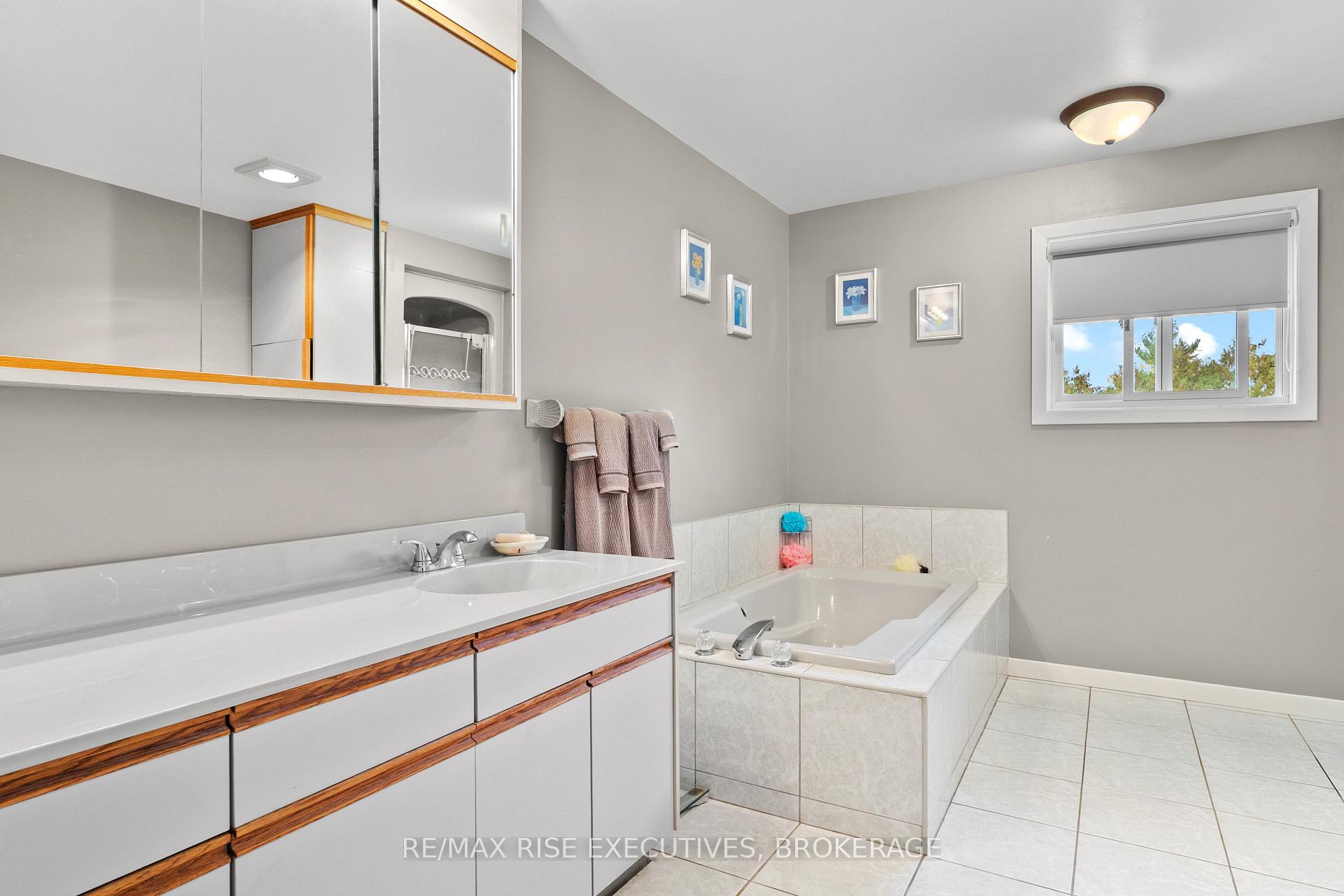 Photo 15 of 256 Palmer Road, Belleville, Belleville Ward — HOMEH