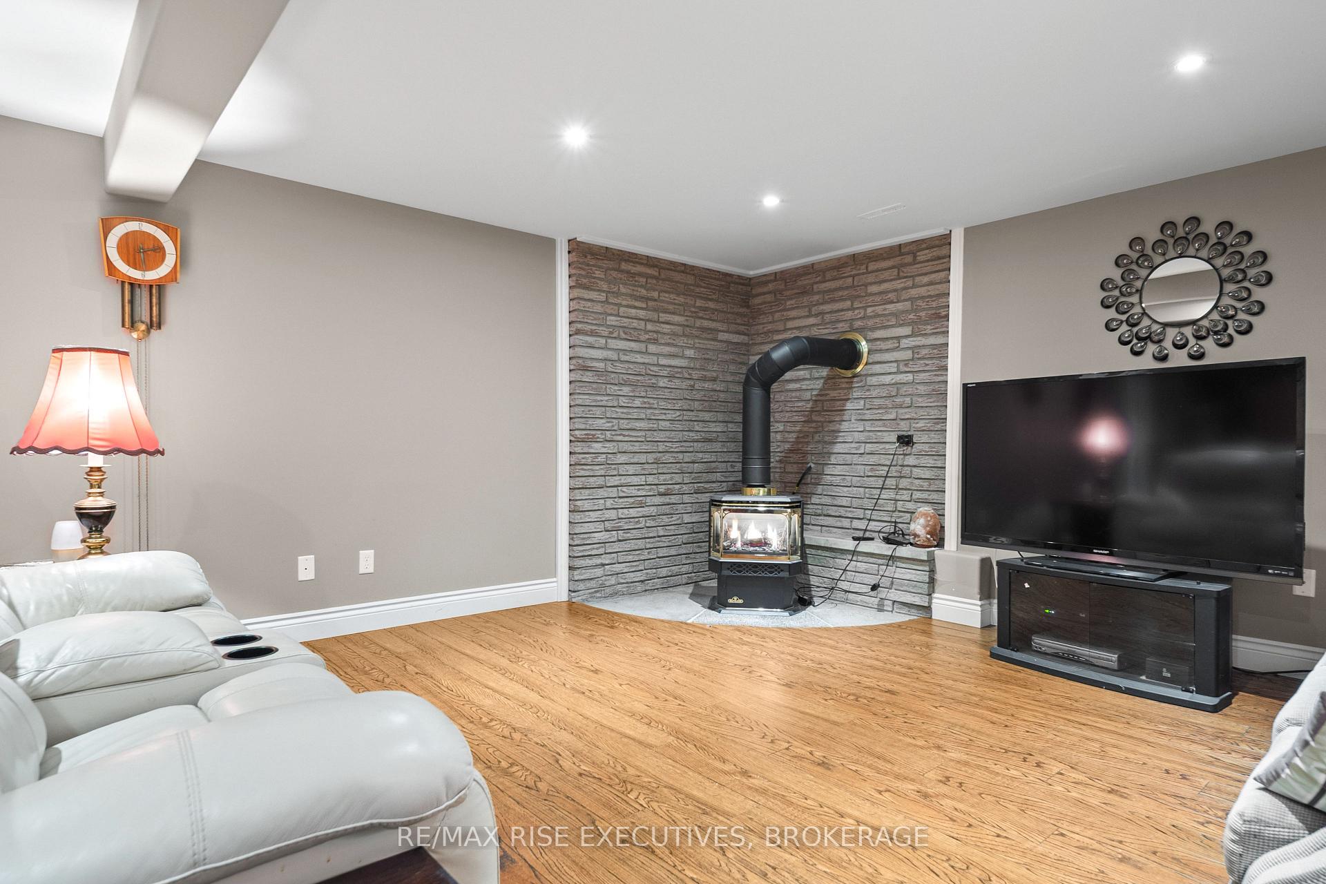Photo 25 of 256 Palmer Road, Belleville, Belleville Ward — HOMEH