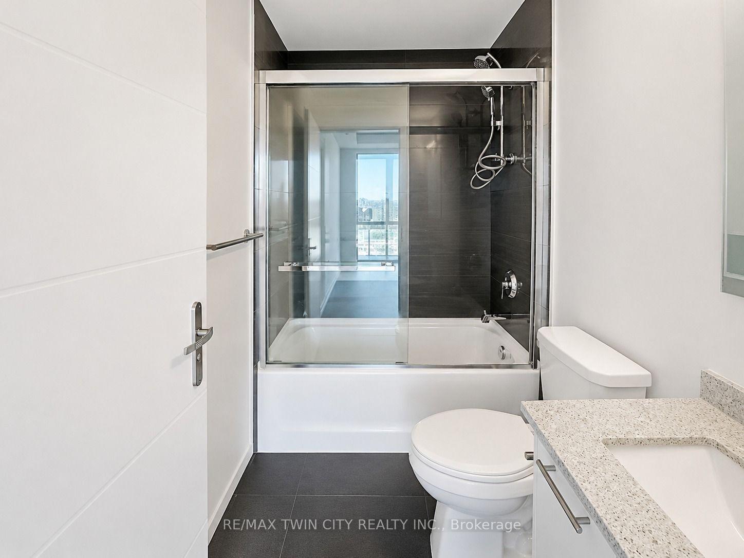 Photo 33 of Unit 3311, 30 Francis Street S, Kitchener, City Commercial Core — HOMEH