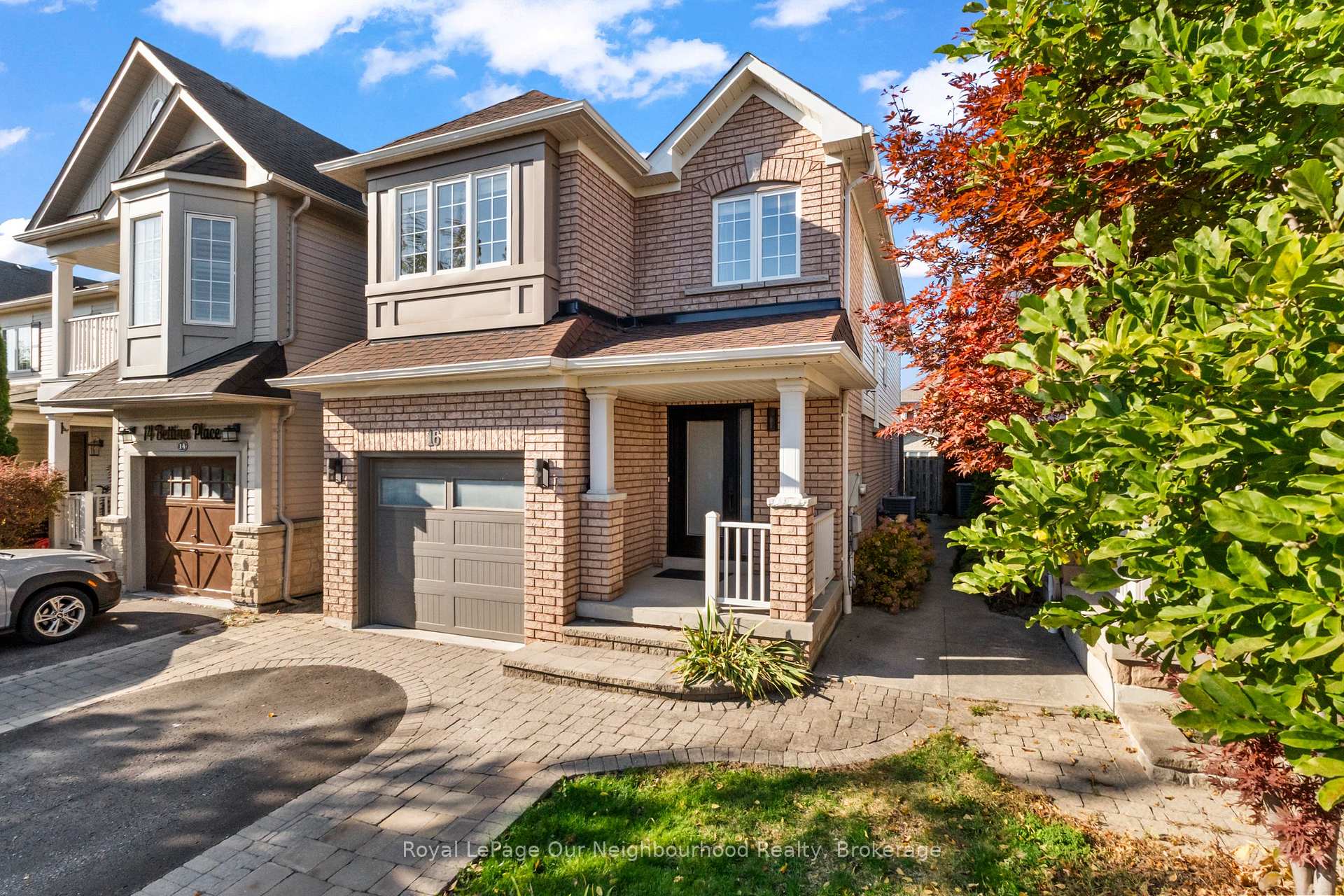 Photo 4 of 16 Bettina Place, Whitby, Rolling Acres — HOMEH